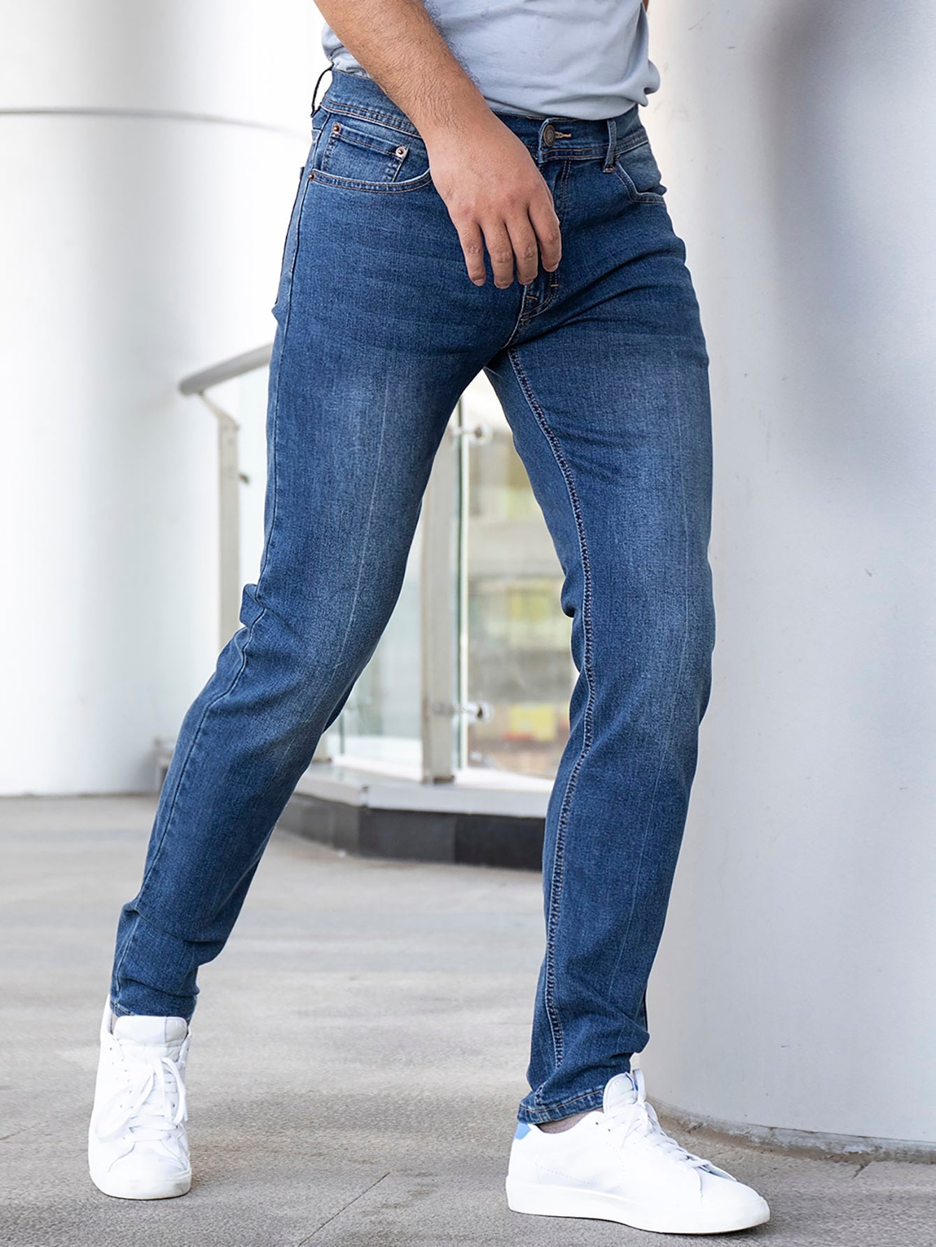 Men Slant Pocket Bleach Wash Jeans