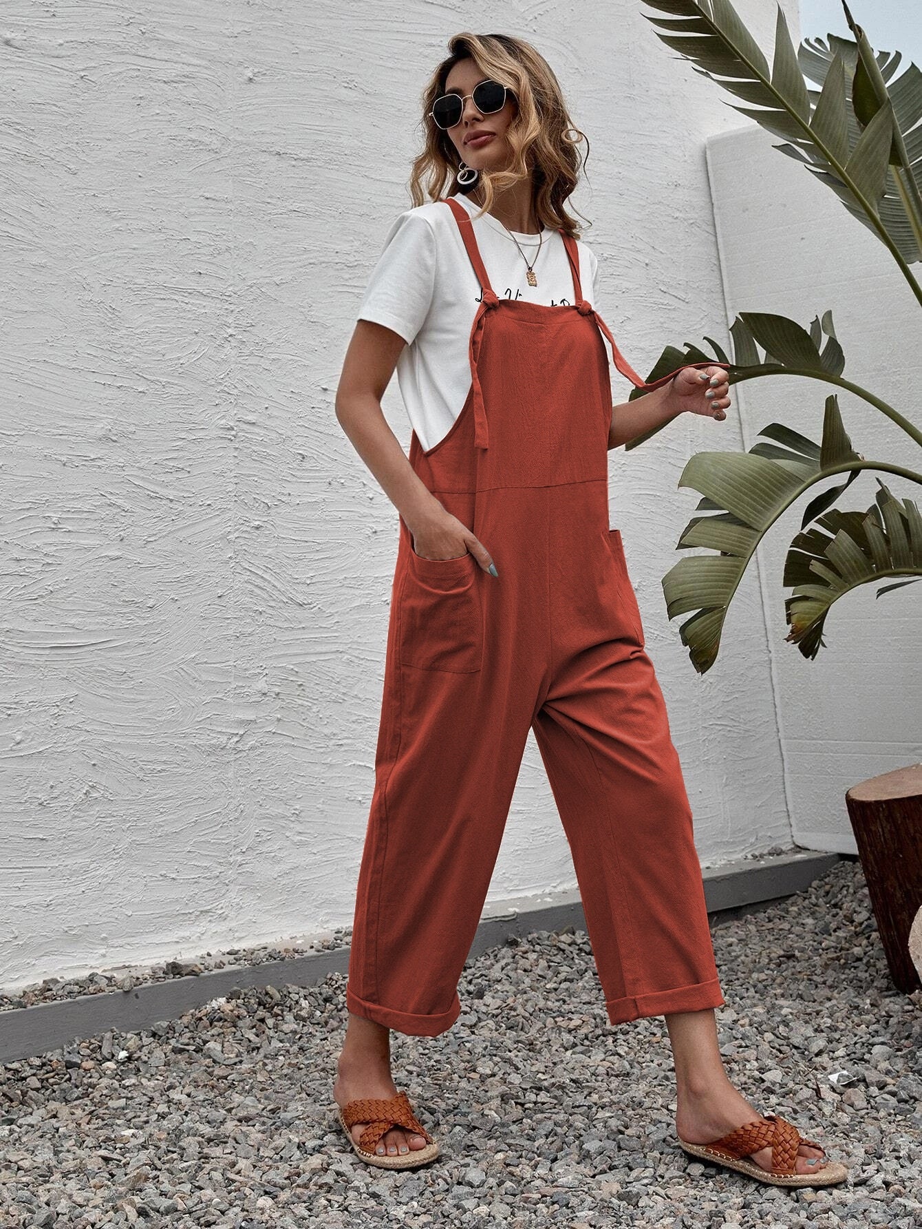 LUNE Solid Dual Pocket Suspender Jumpsuit