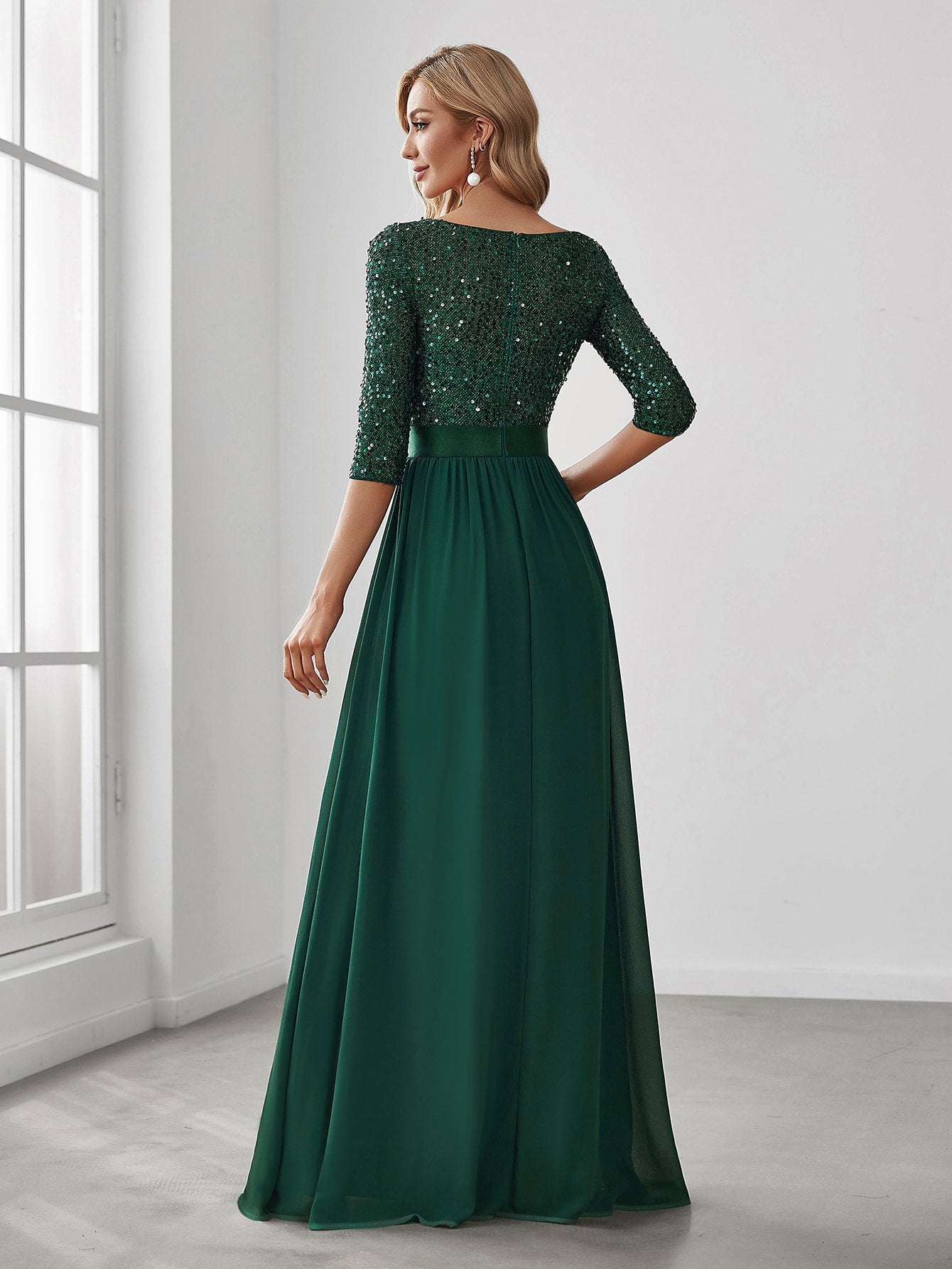 EVER-PRETTY Contrast Sequin Chiffon Formal Dress