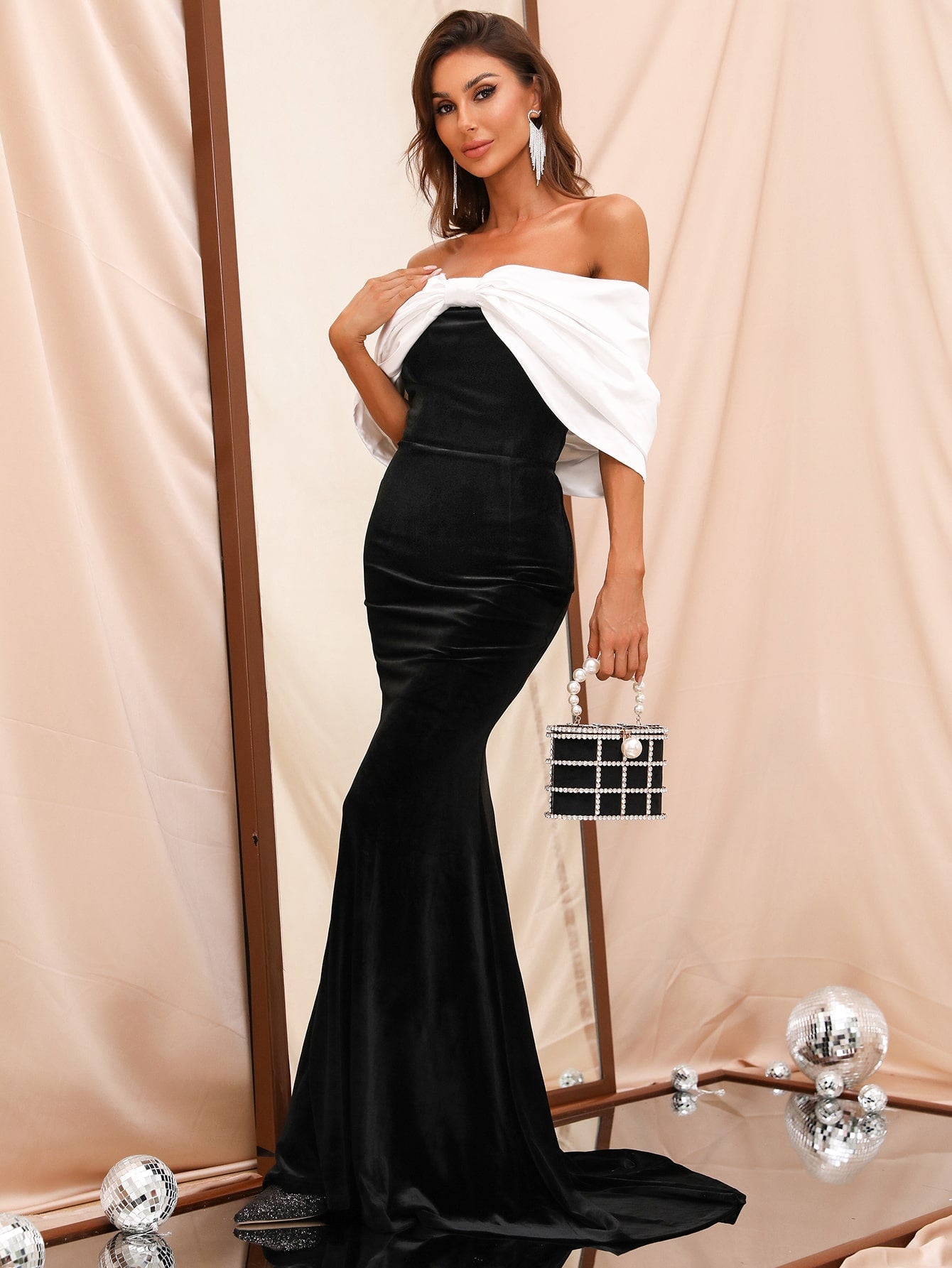 Color Block Off Shoulder Ruched Bust Velvet Prom Dress