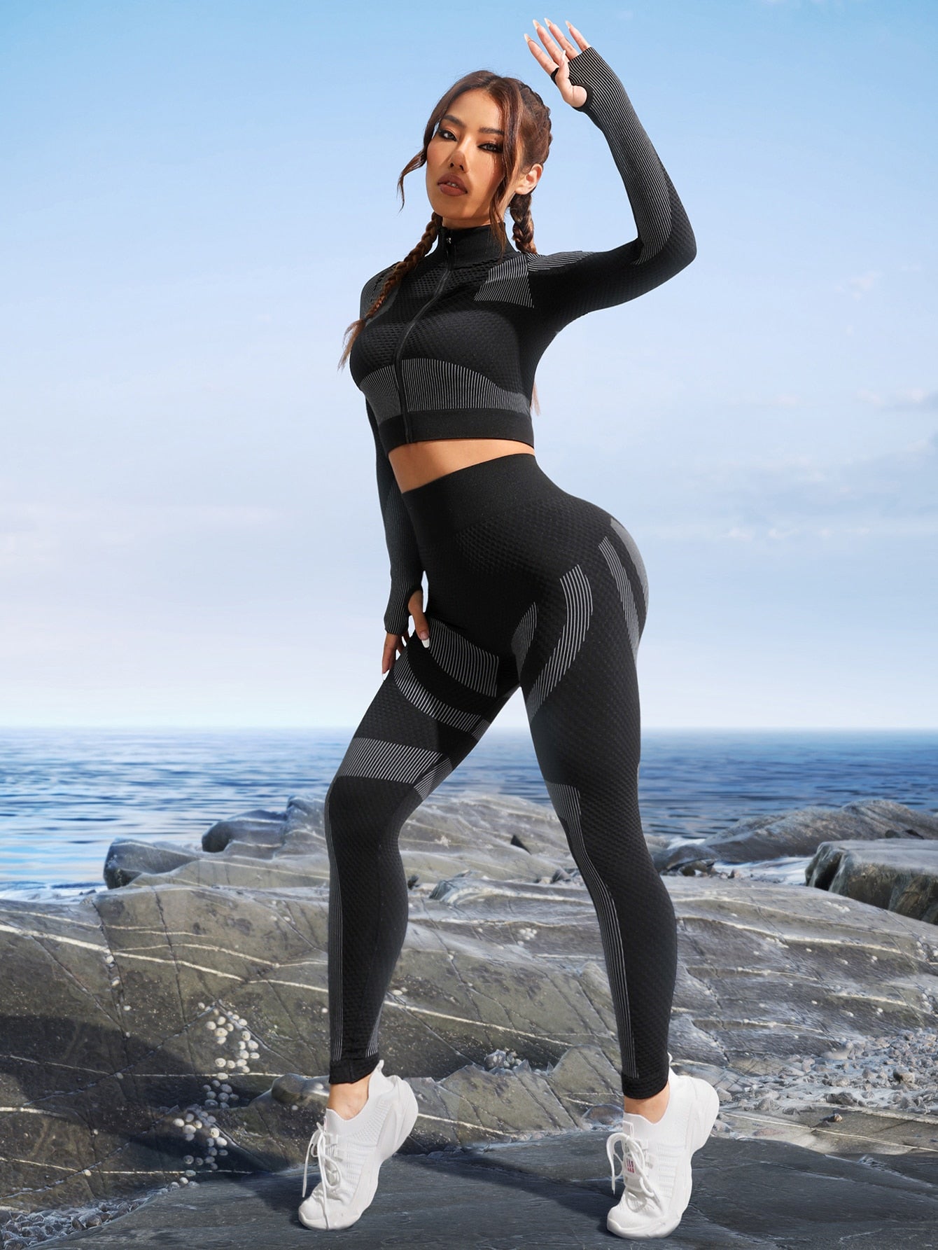 Yoga Basic Seamless Striped Thumb Holes Sports Jacket & Leggings