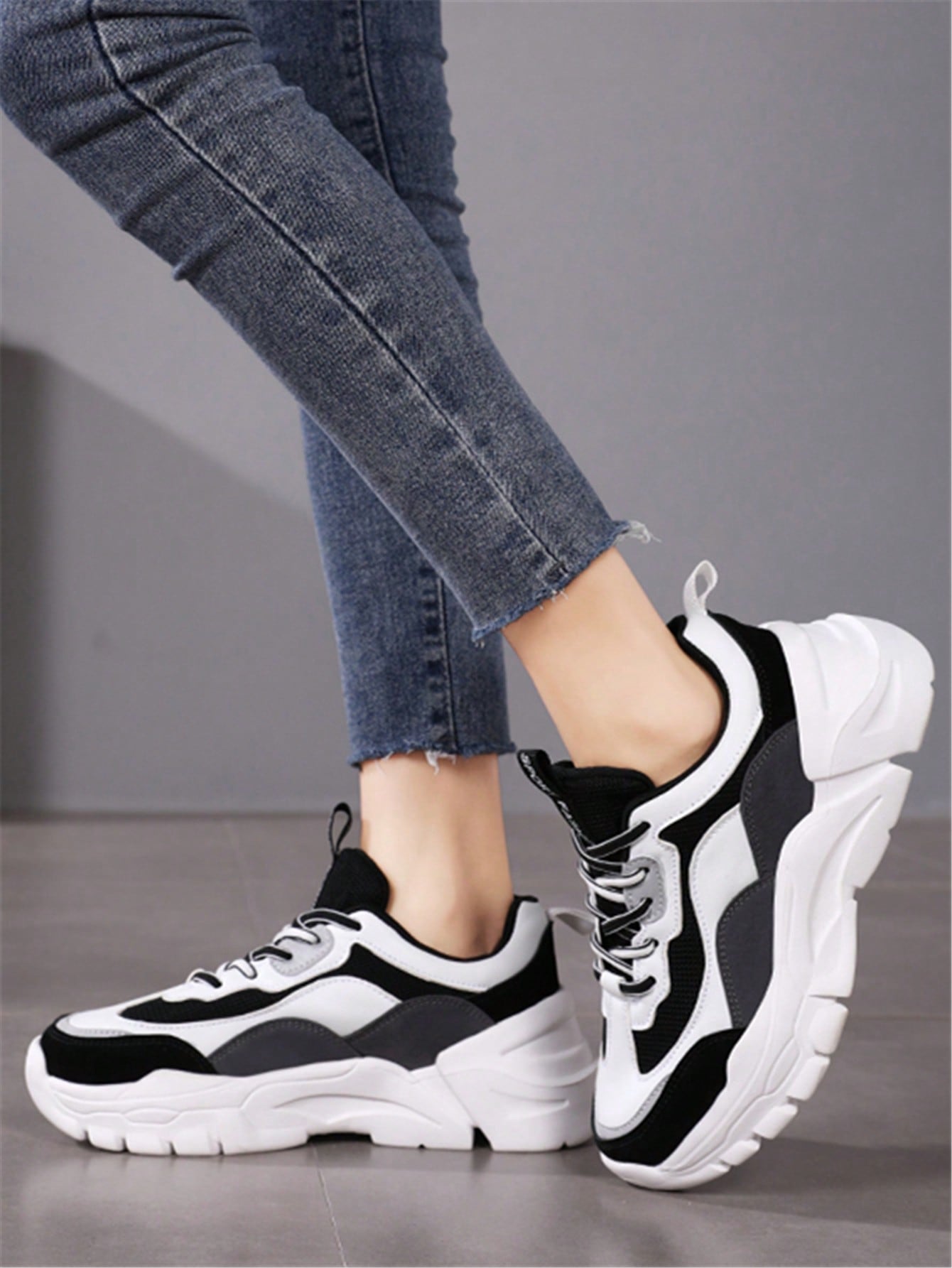 Sporty Sneakers For Women, Two Tone Letter Patch Decor Lace-up Front Chunky Sneakers