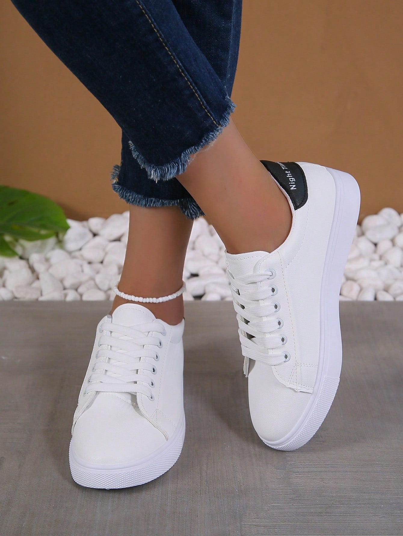 Sporty Sneakers For Women, Letter Graphic Lace-up Front Skate Shoes