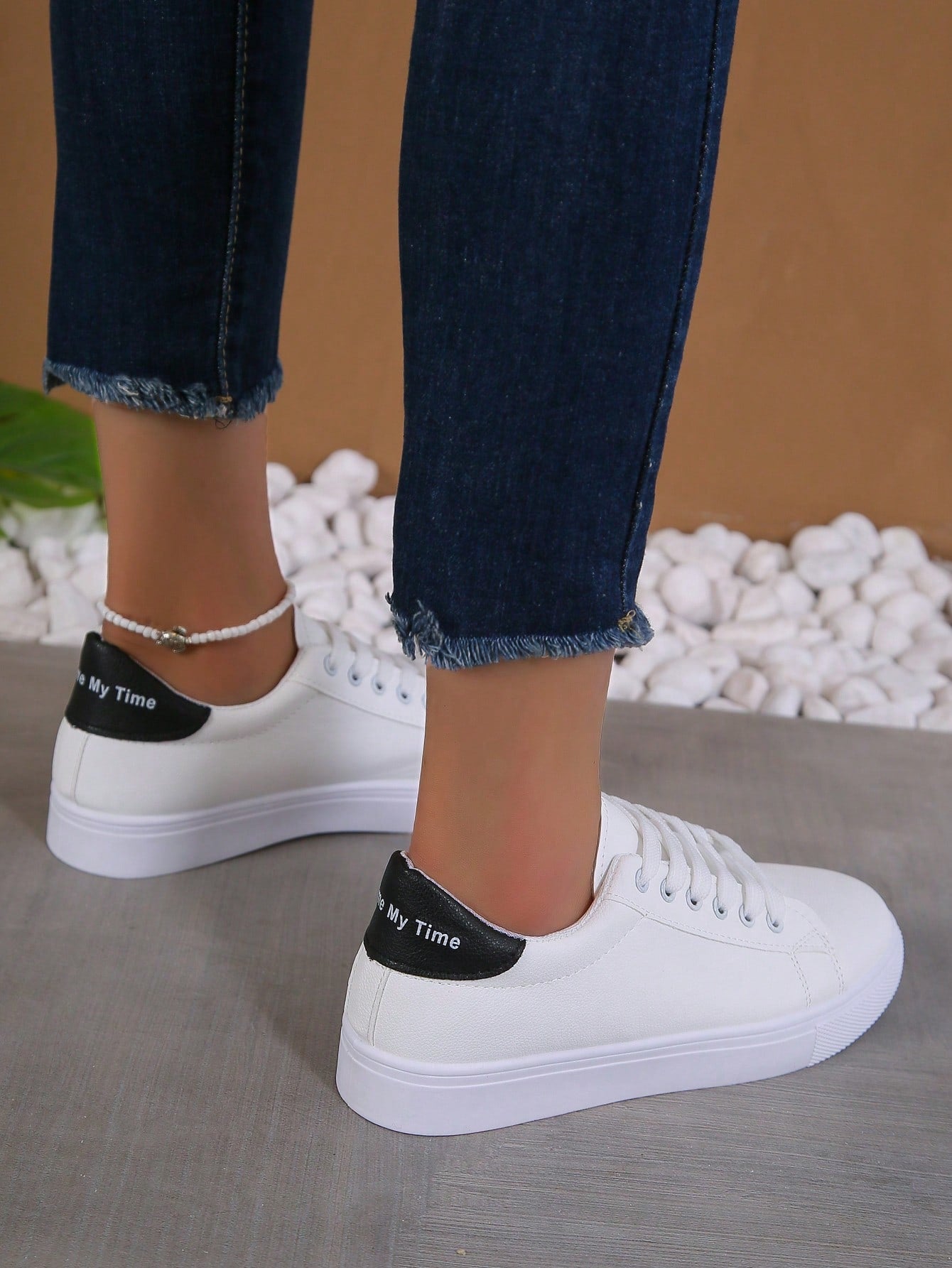 Sporty Sneakers For Women, Letter Graphic Lace-up Front Skate Shoes