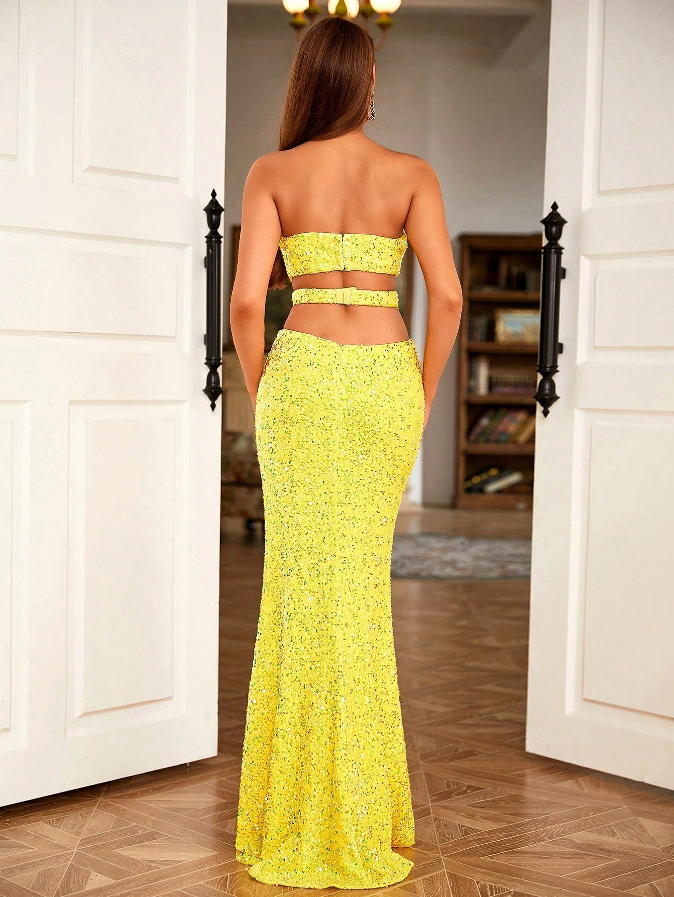 LOVE&LEMONADE Cut Out Back Split Thigh Sequin Tube Formal Gown