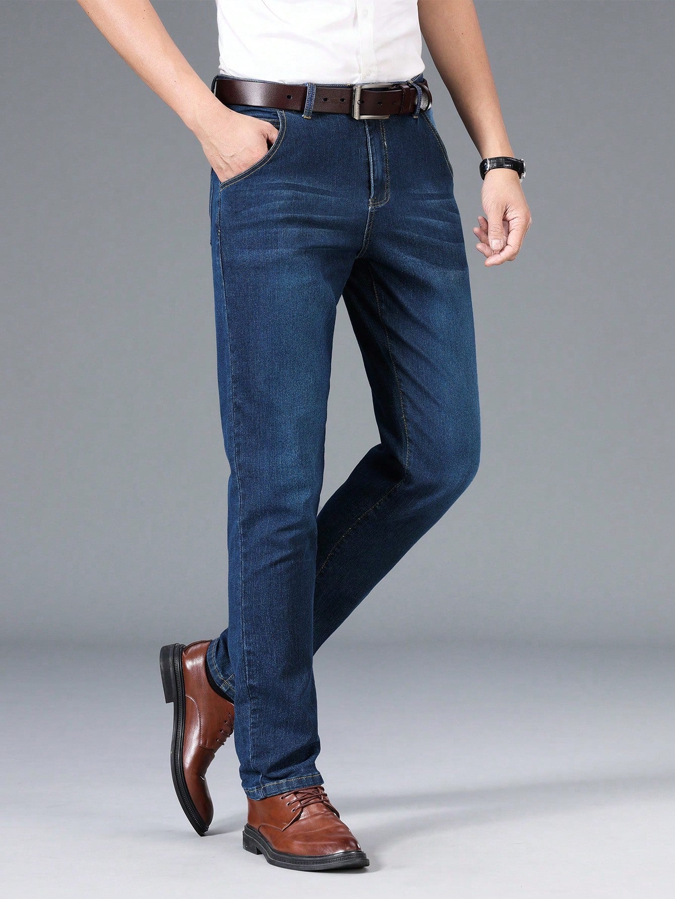 Manfinity Men Slant Pocket Straight Leg Jeans Without Belt