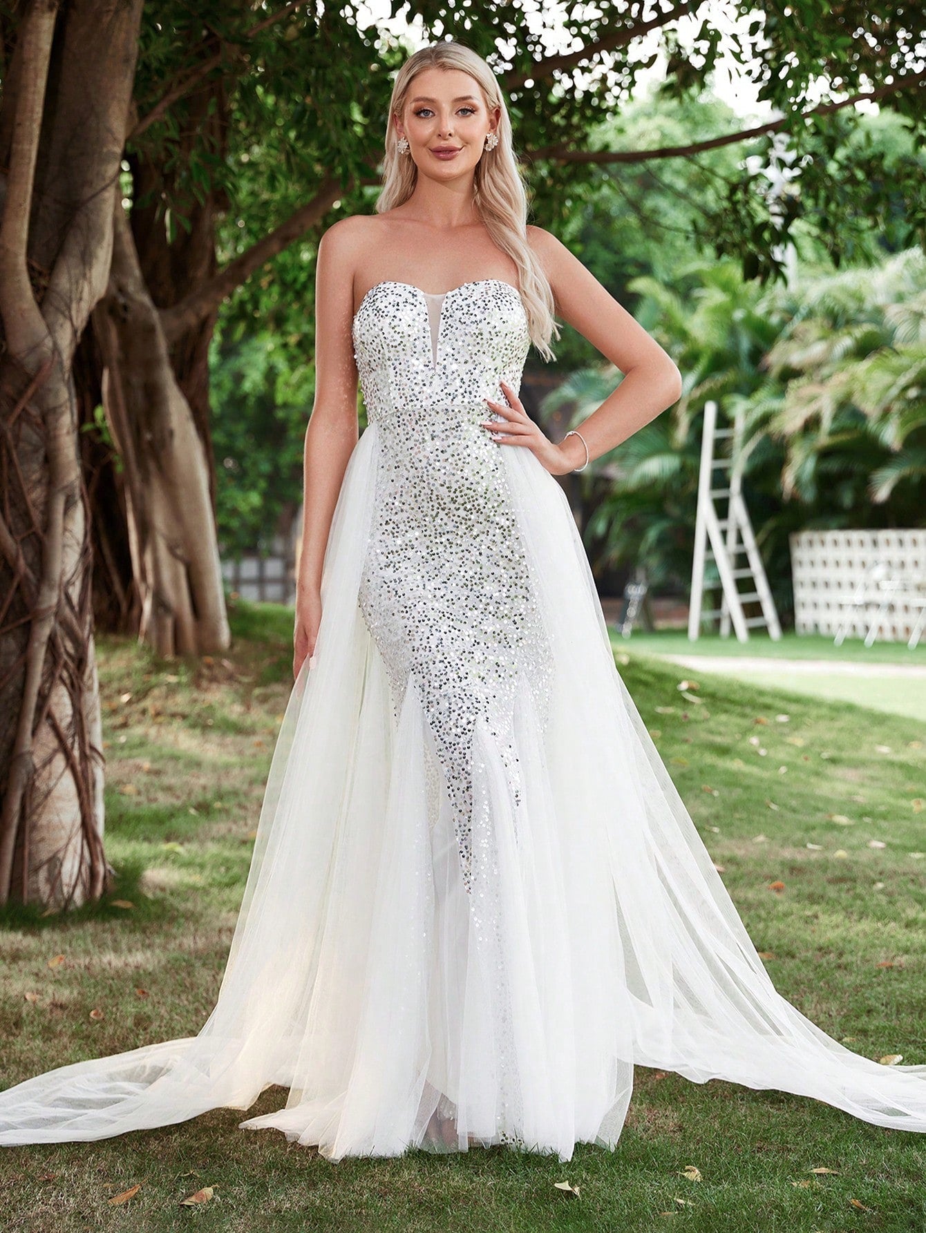 Contrast Mesh Hem Tube Sequin Wedding Dress