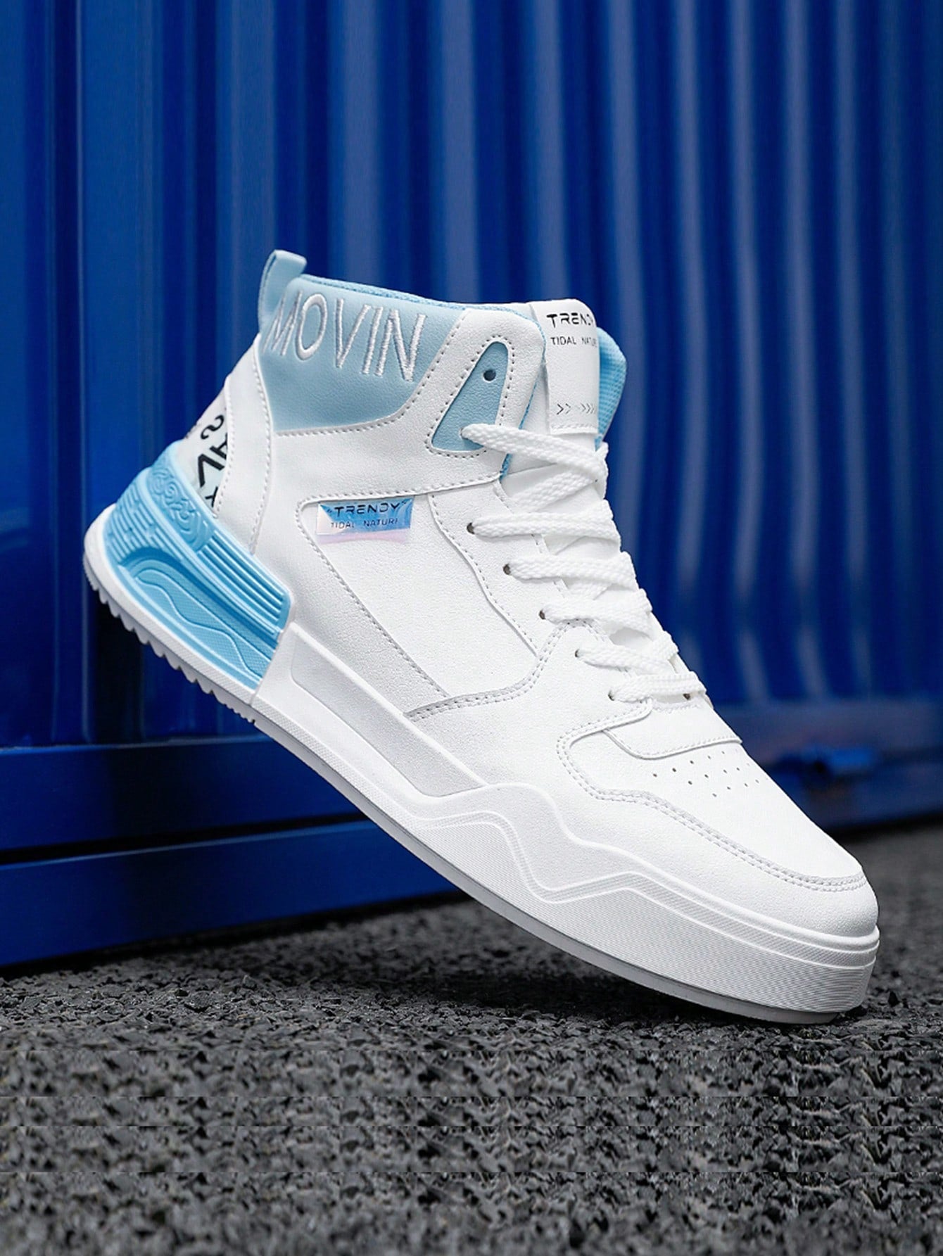 High-top Letter Embroidered Men's Sneakers