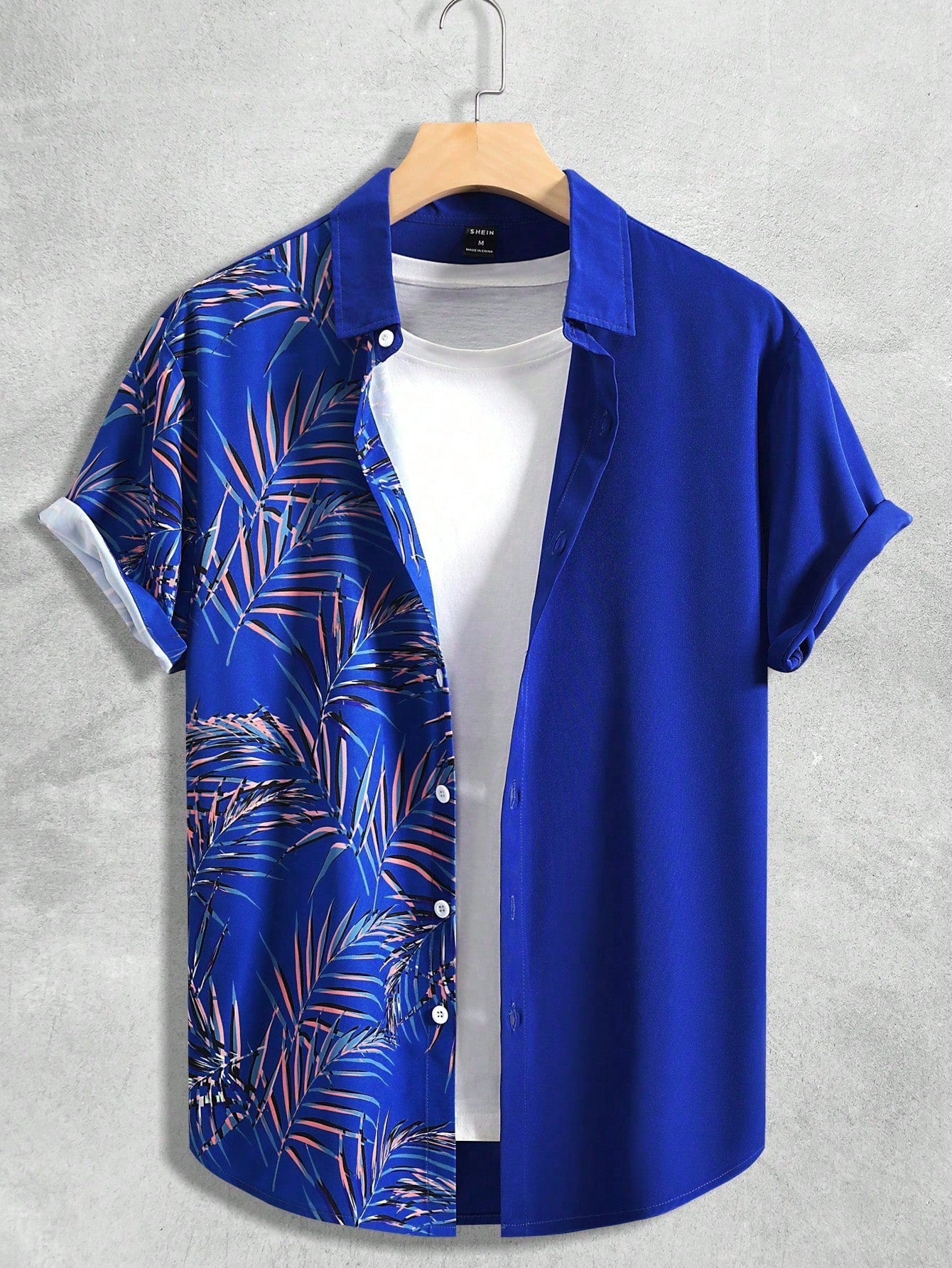 Manfinity RSRT Men Tropical Print Shirt