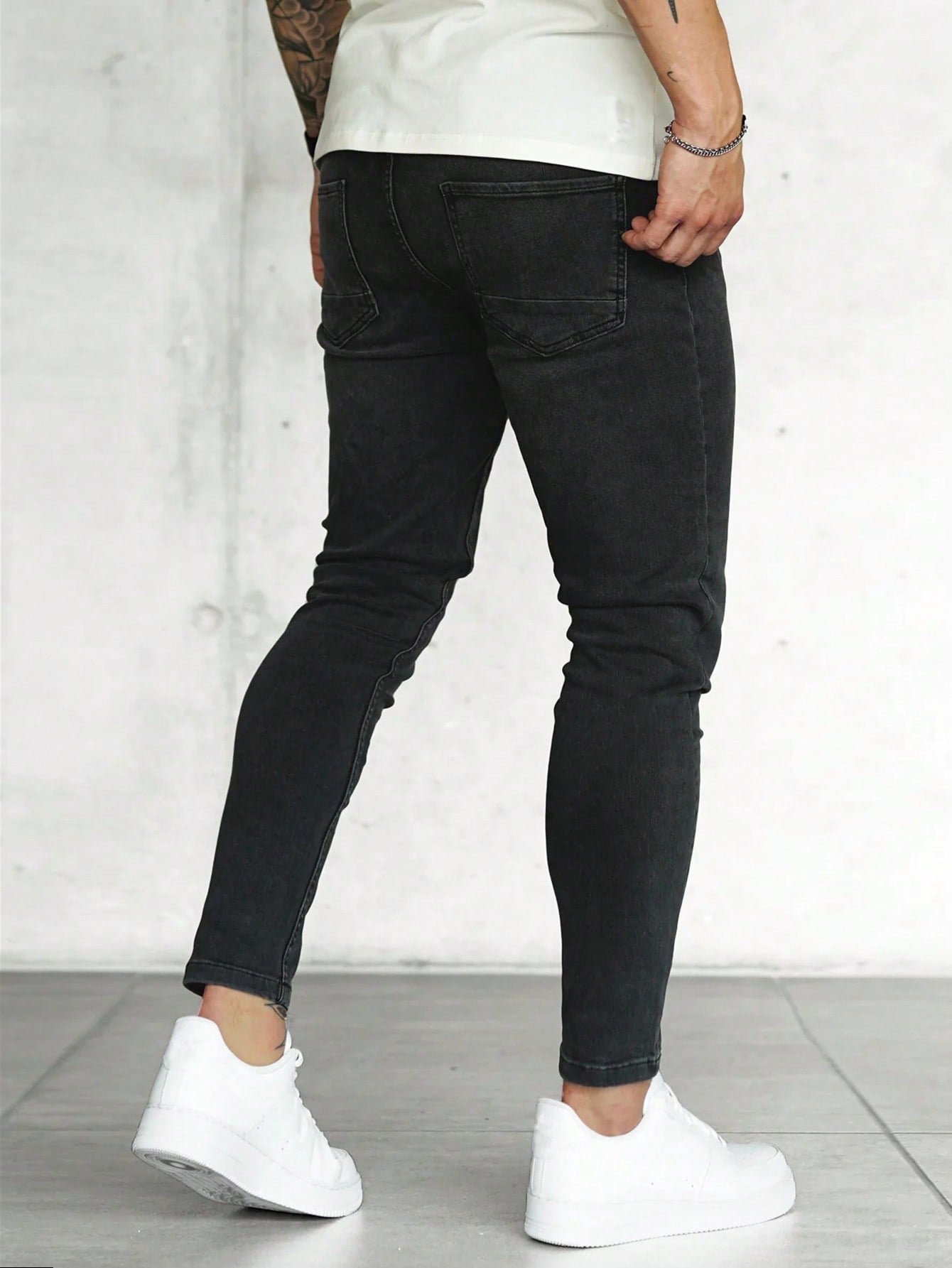 Men Slant Pocket Skinny Jeans