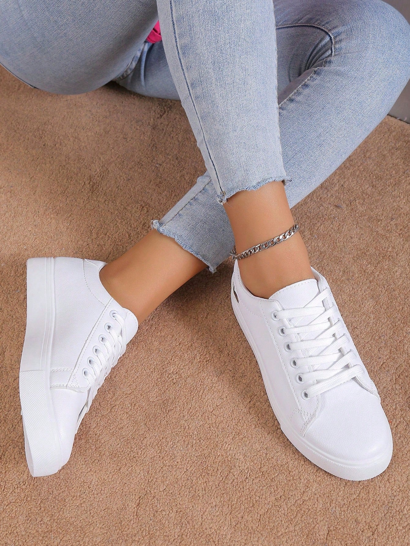 Women's Low-cut Comfortable Outdoor Casual Sneakers