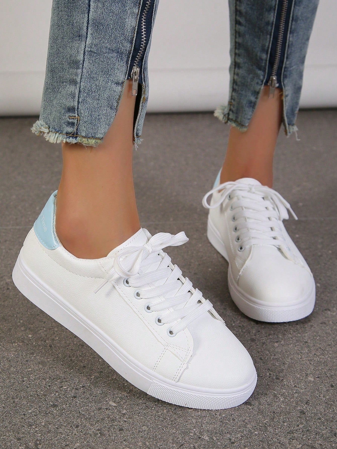 Sporty Sneakers For Women, Letter Graphic Lace-up Front Skate Shoes