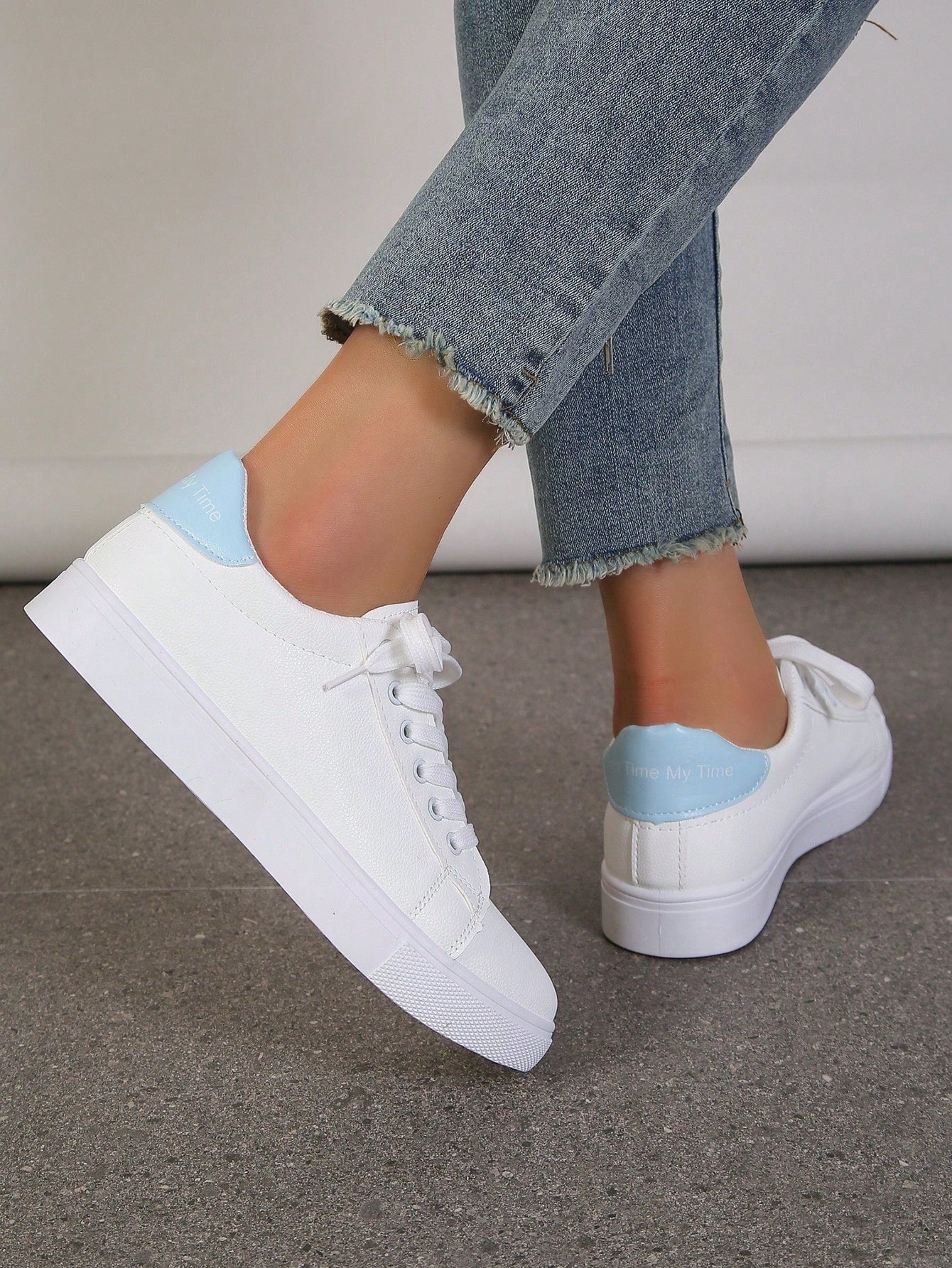 Sporty Sneakers For Women, Letter Graphic Lace-up Front Skate Shoes