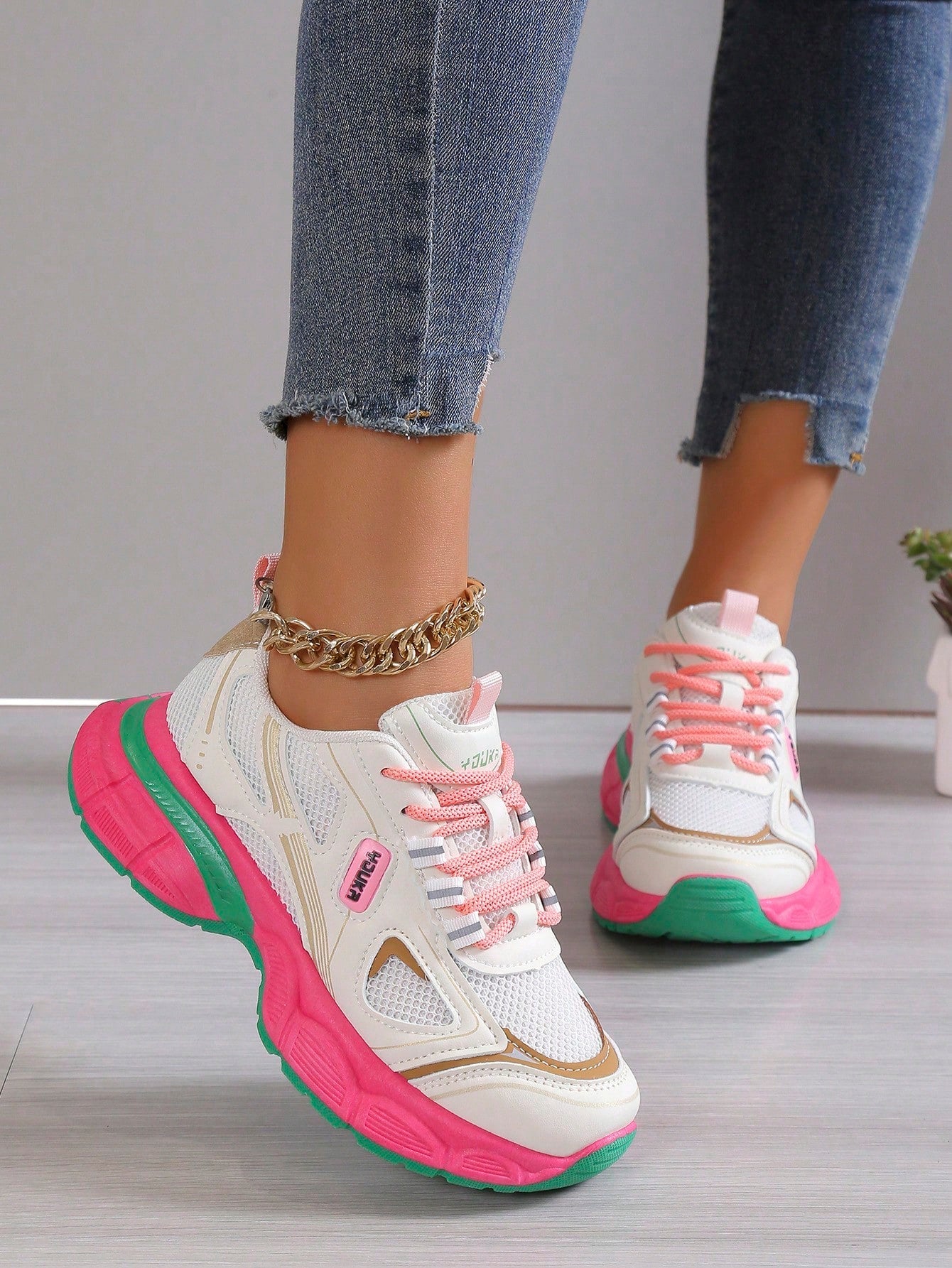 Women's Fashionable And Comfortable Chunky Sneakers For Outdoor Wear