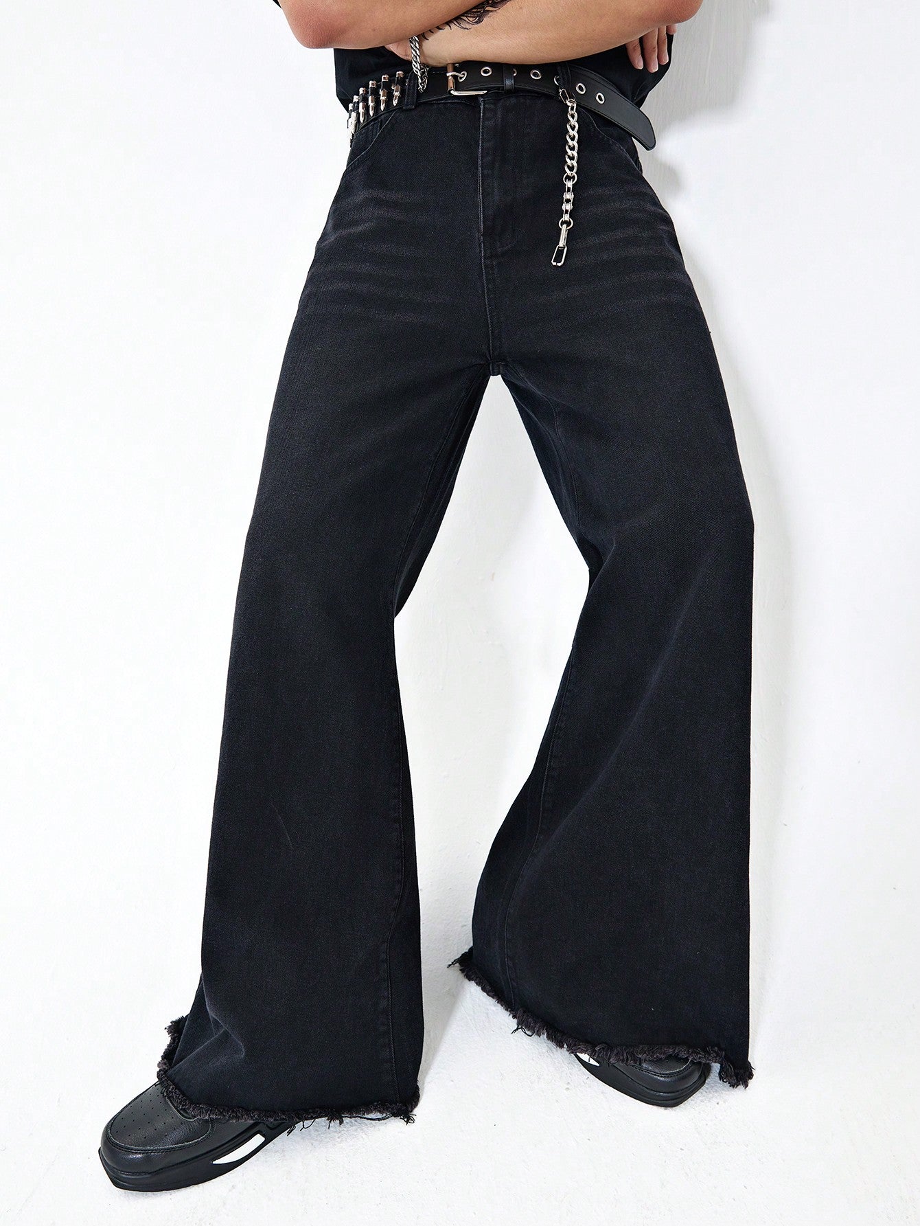 Manfinity Men's Fashionable Wide-leg Denim Flared Pants