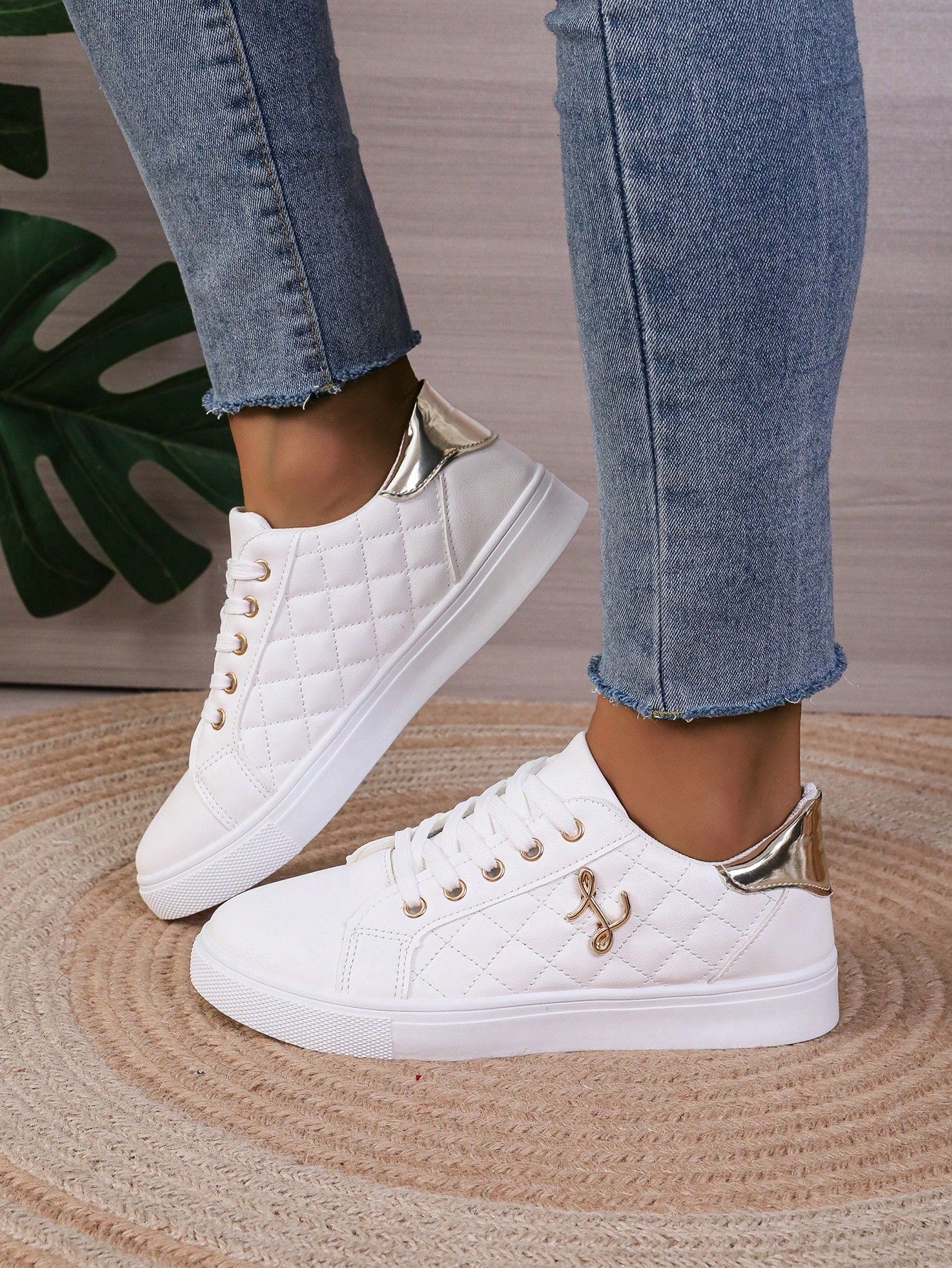 New Spring Autumn Lace-up Women's Sports Shoes, Casual Fashionable Classic Sneakers For Students