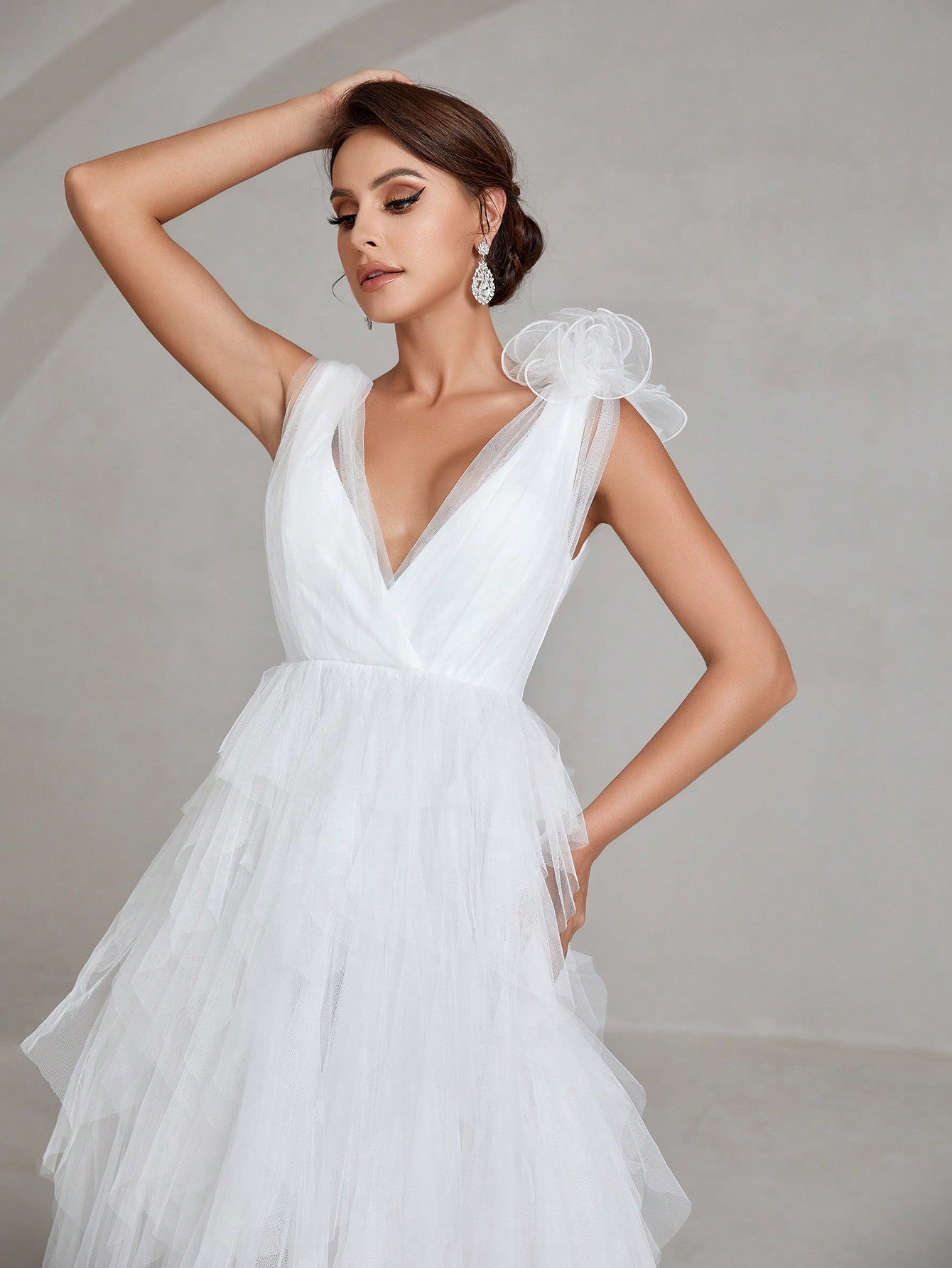 Plunging Neck Floor Length Mesh Wedding Dress