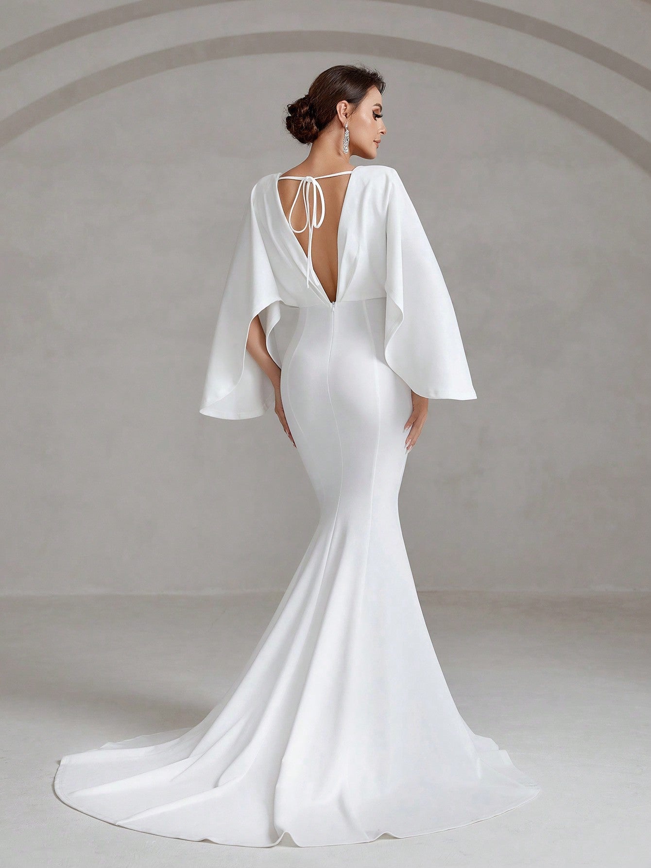 Solid Plunging Neck Cloak Sleeve Mermaid Hem Wedding Dress