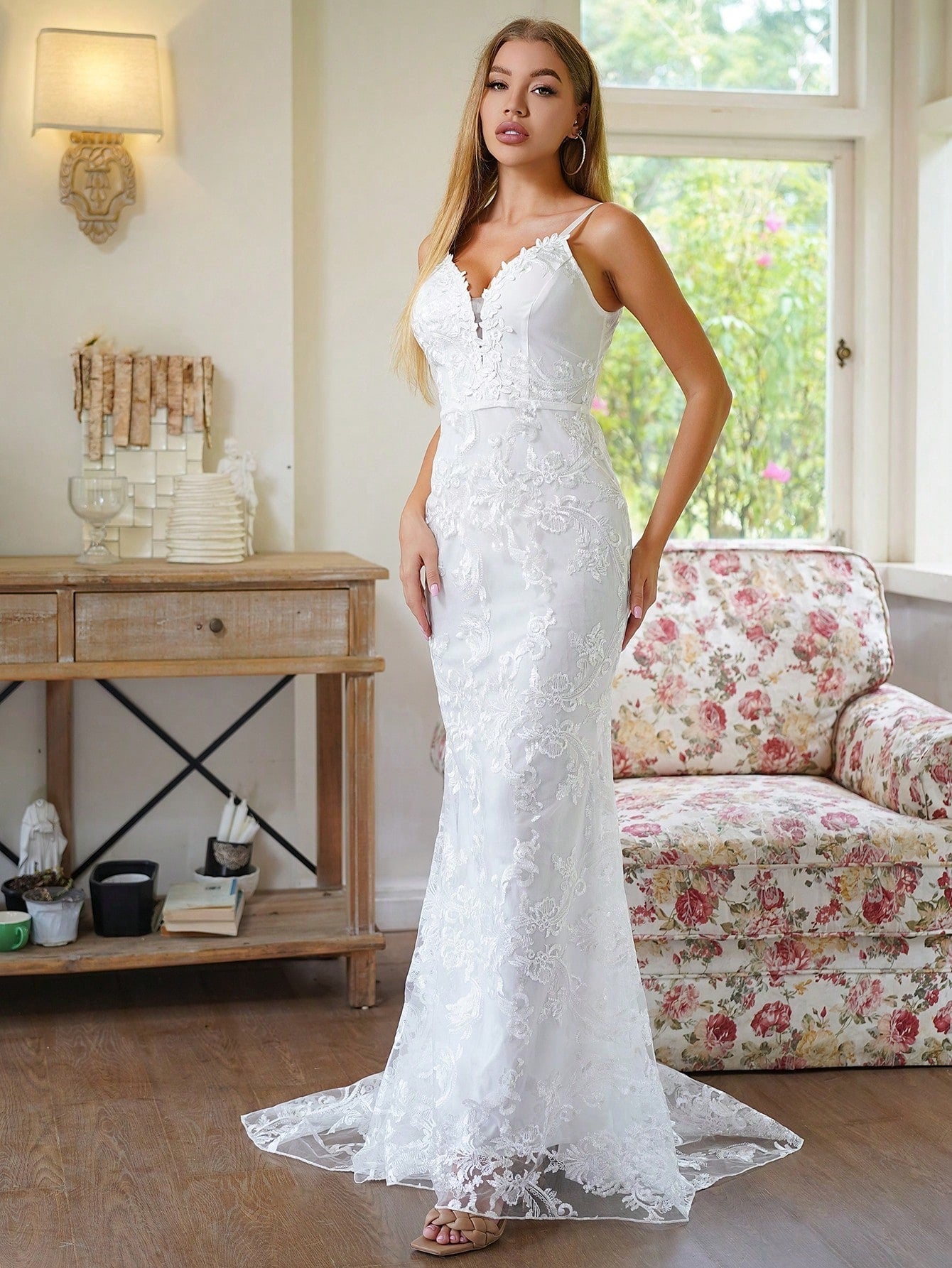 Floral Embroidery Mermaid Hem Cami Wedding Dress