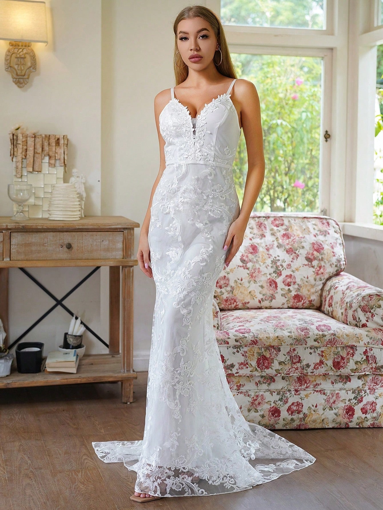 Floral Embroidery Mermaid Hem Cami Wedding Dress