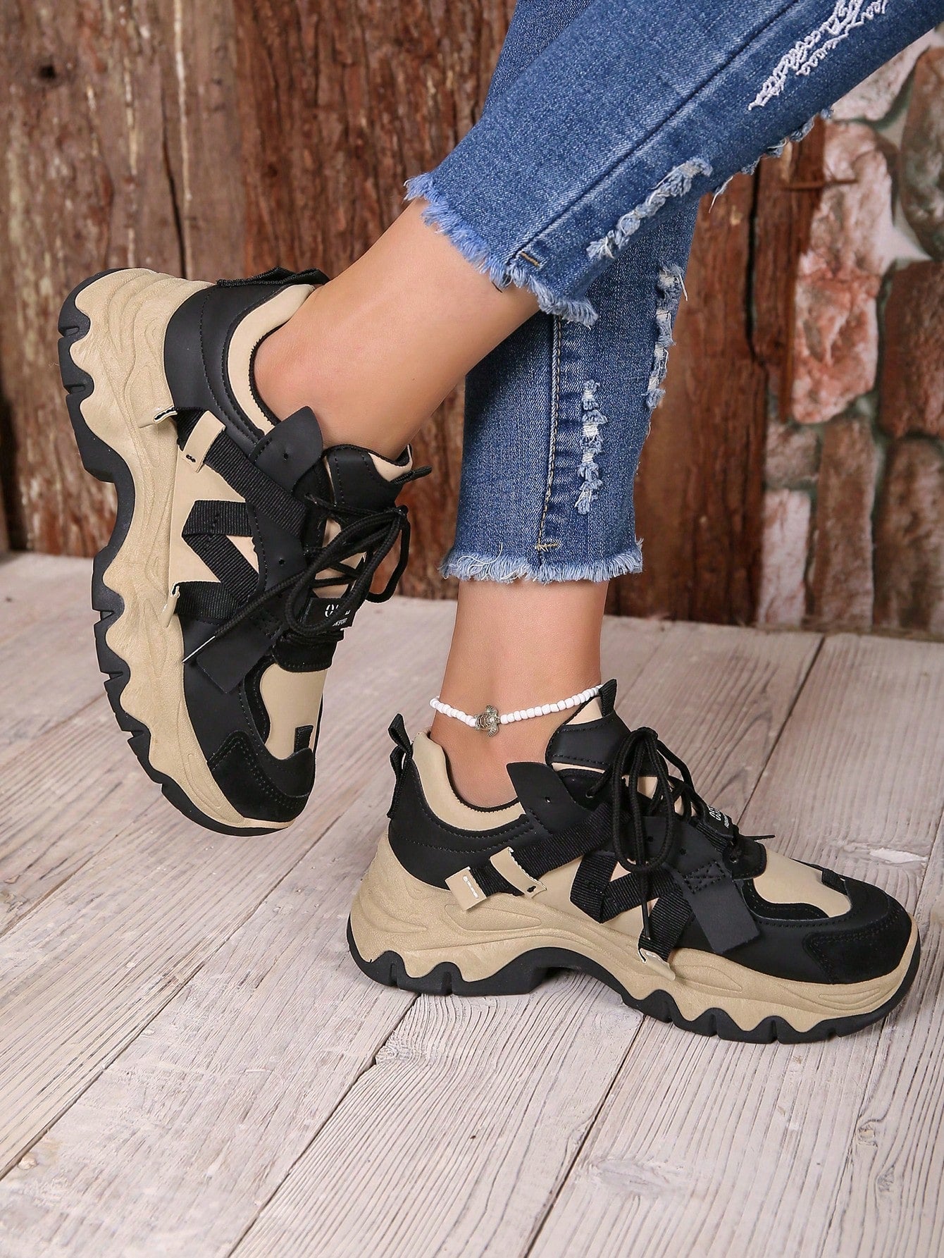 Women's Fashion Round Toe Lace-up Color-block Height Increasing Thick Sole Comfortable Campus Style Sneakers