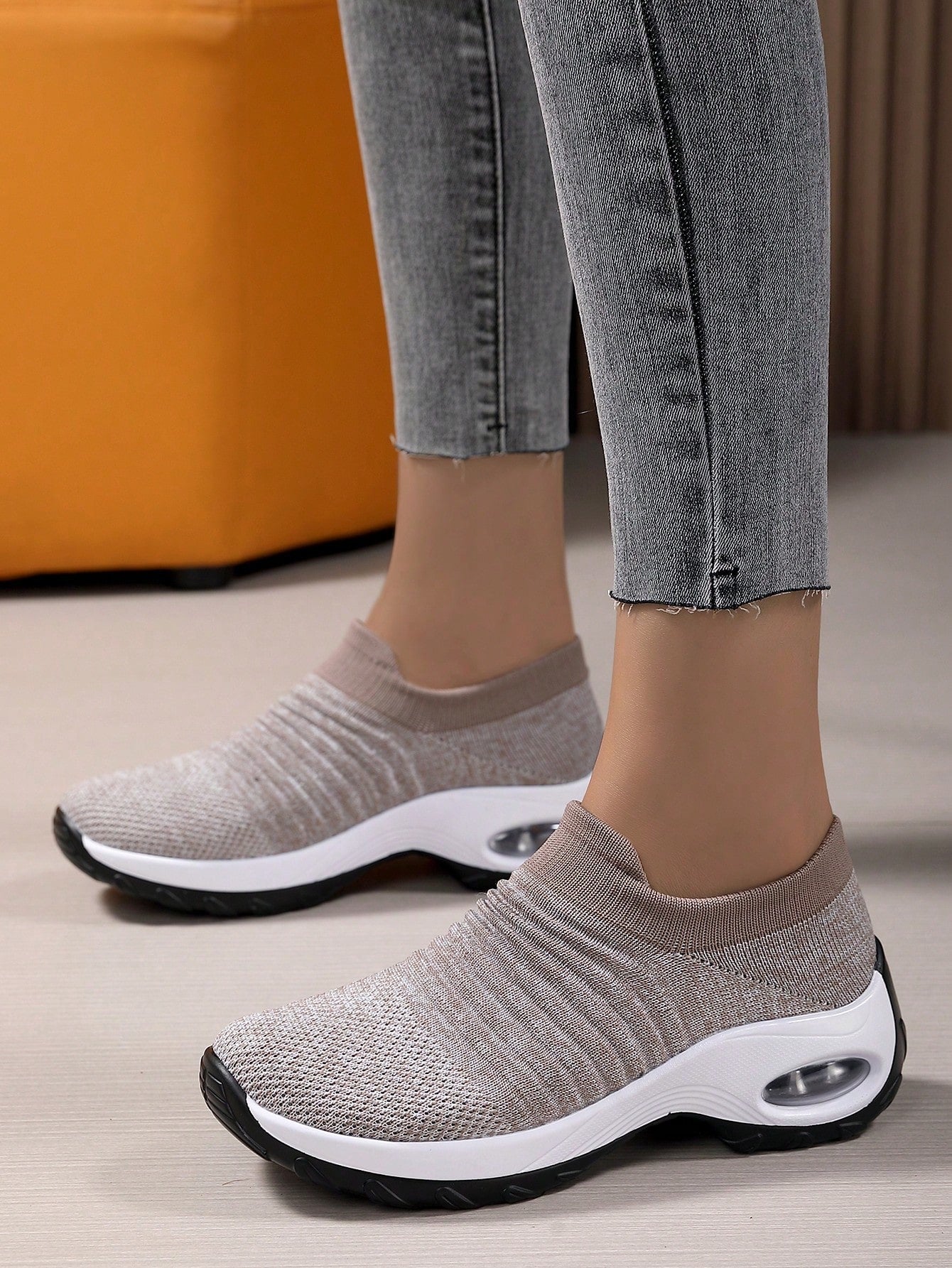 Sporty Black Solid Dance Shoes For Women, Knit Detail Slip-on Sneakers