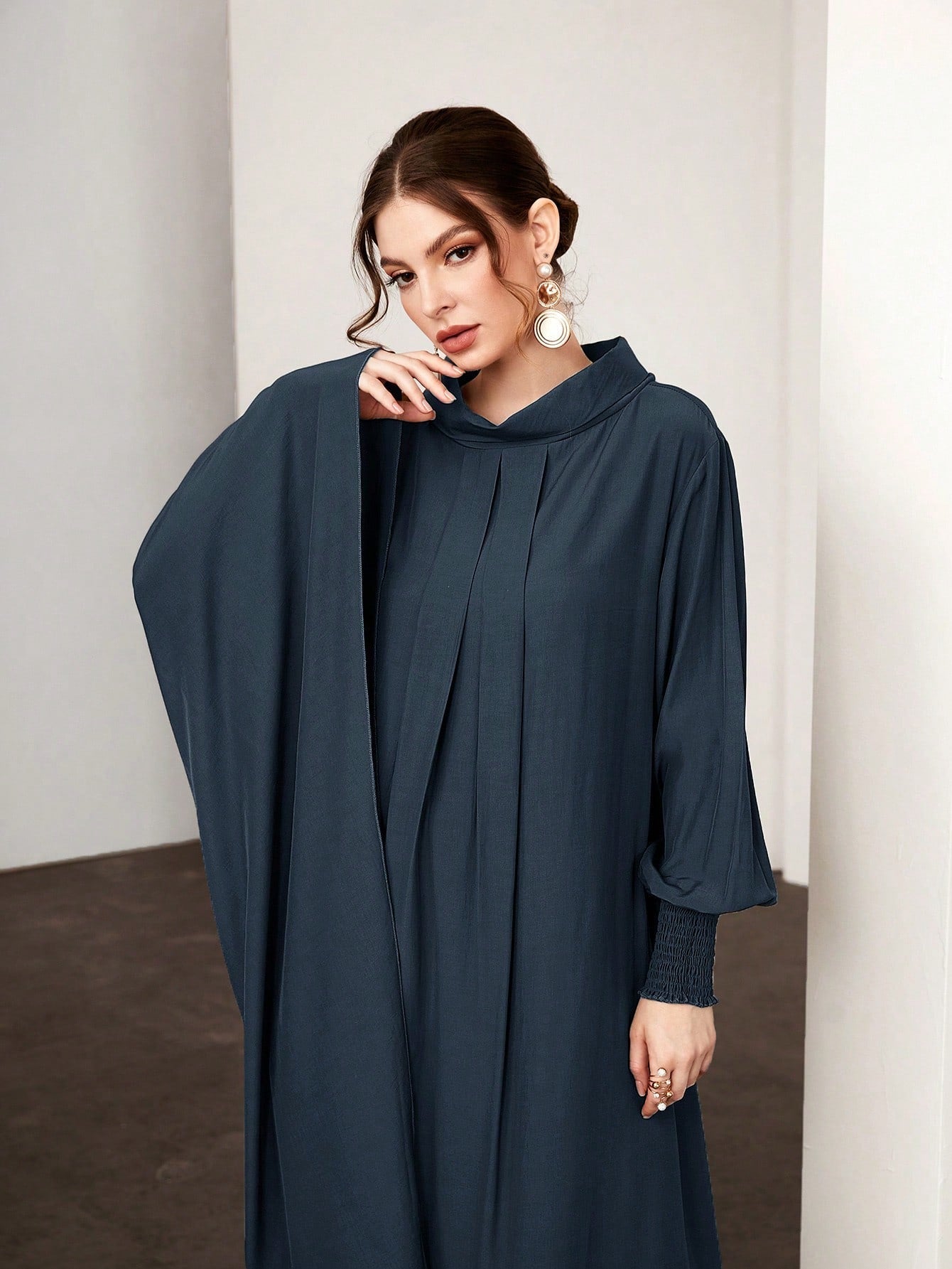 Najma Solid Color Batwing Sleeve V-neck Dress