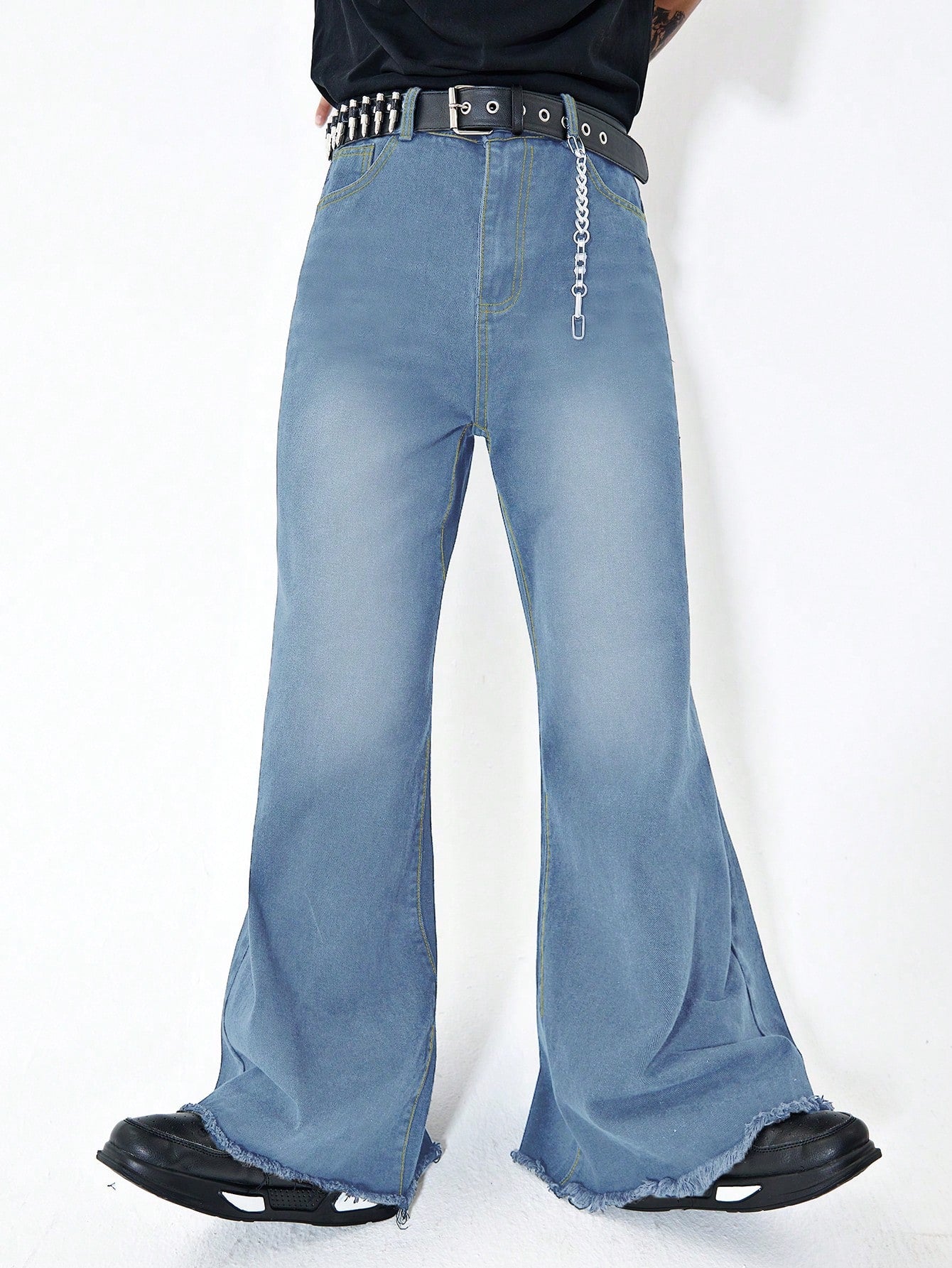 Manfinity Men's Fashionable Wide-leg Denim Flared Pants