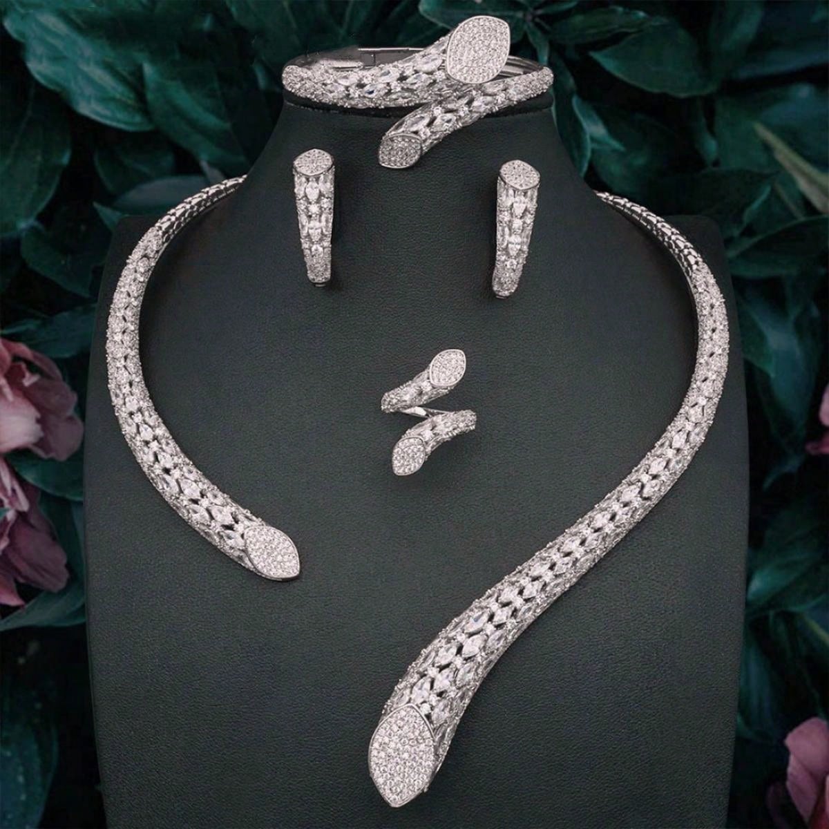 4pcs/Set Women'S Classic Snake Shaped Jewelry Set With Three-Tone Plating Including Choker Necklace, Bracelet, Ring And Earrings For Party