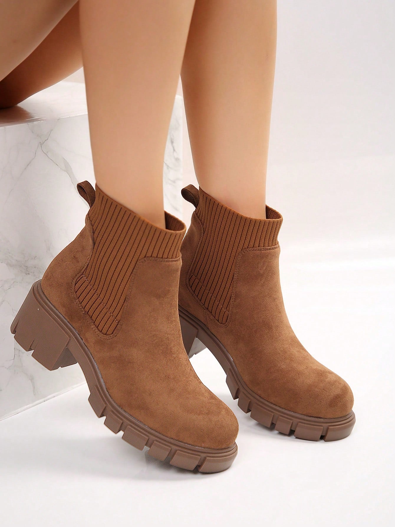 New Arrival Women's Short Boots Fashionable Suede Fly-knit Boots Plus Size Chunky Heels Fitted Ankle Boots