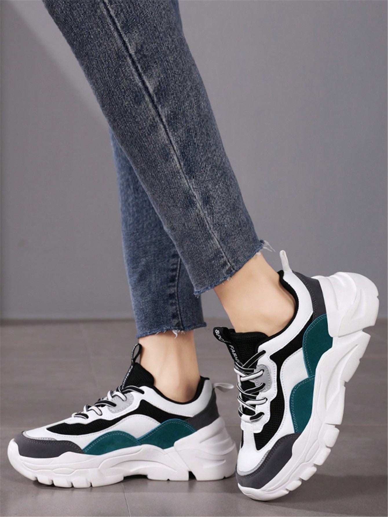 Sporty Sneakers For Women, Two Tone Letter Patch Decor Lace-up Front Chunky Sneakers