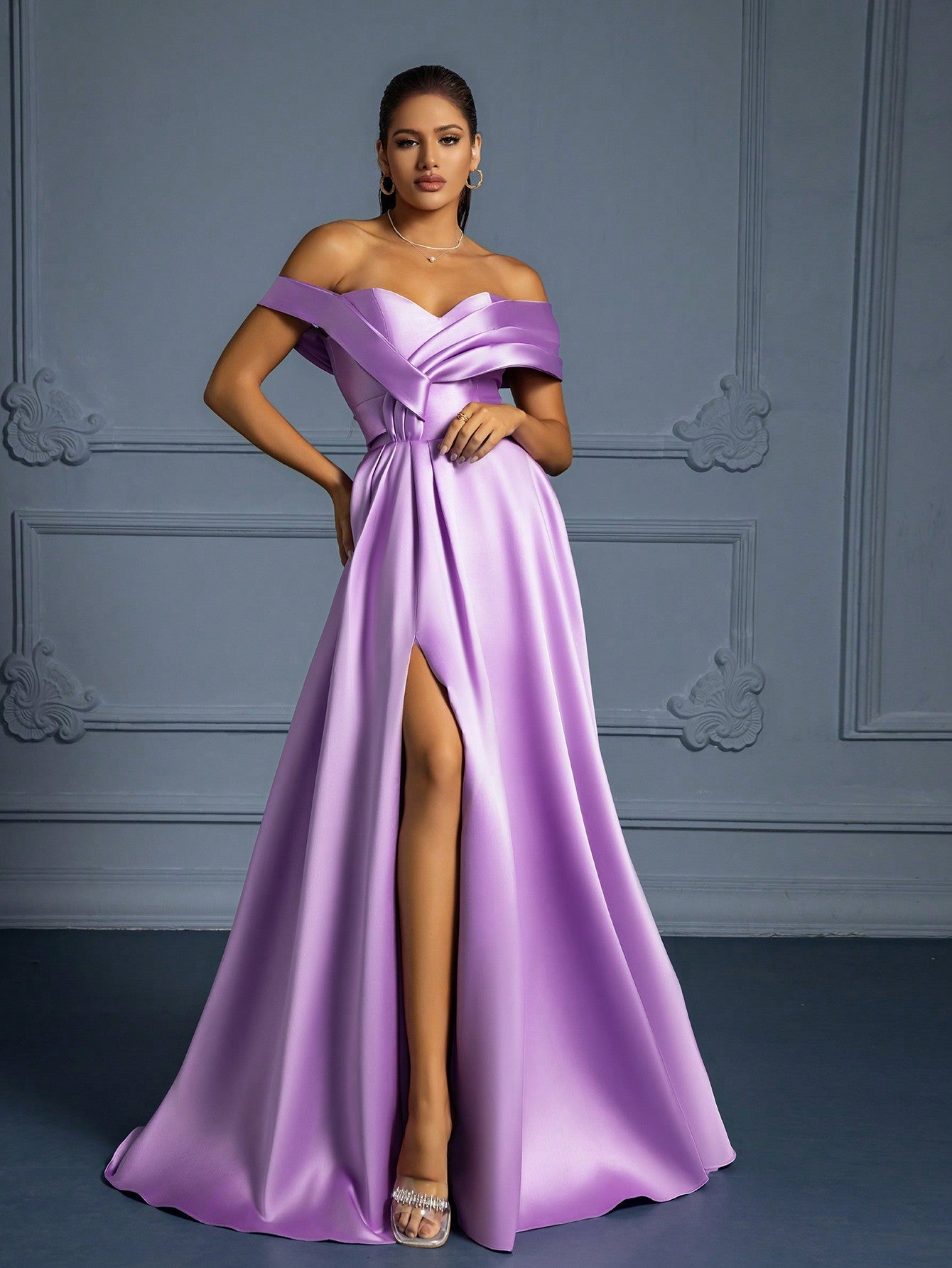 Elegant Long Flared Hem Lady Evening Gown Dress