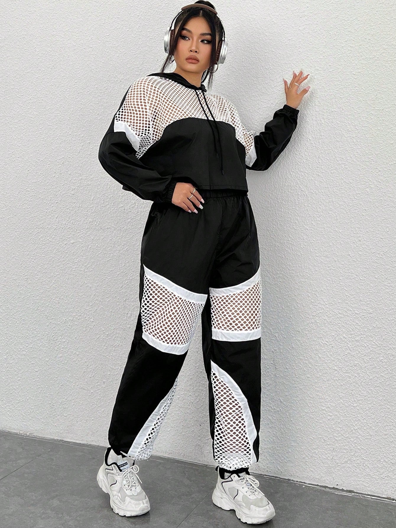 Coolane Plus Size Women's Hoodie & Long Pants Set With Contrast Mesh Splicing Design