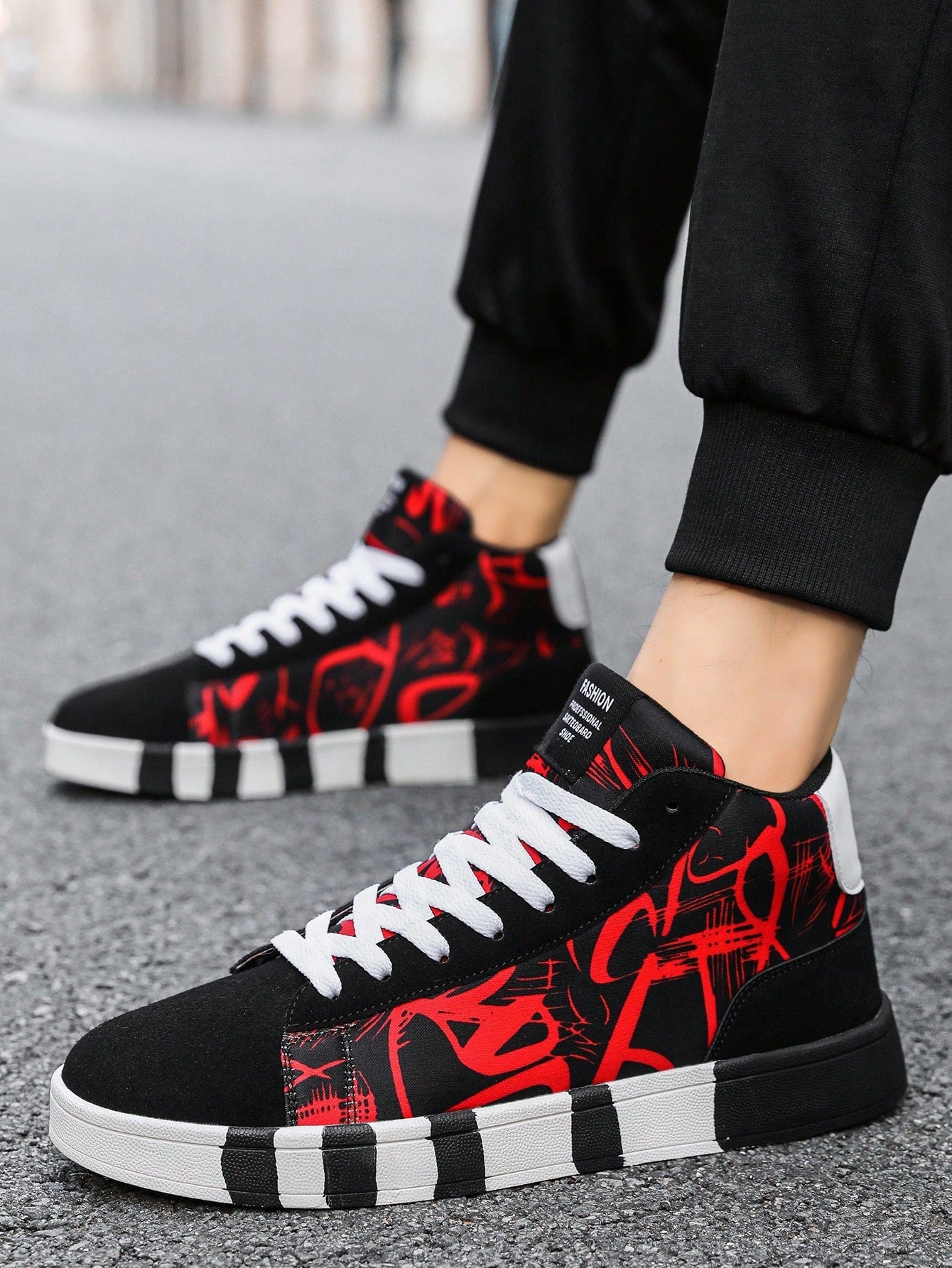 Men's Summer Graffiti Style Canvas Shoes With Tie Front, Fashionable Breathable Flat Casual Board Shoes