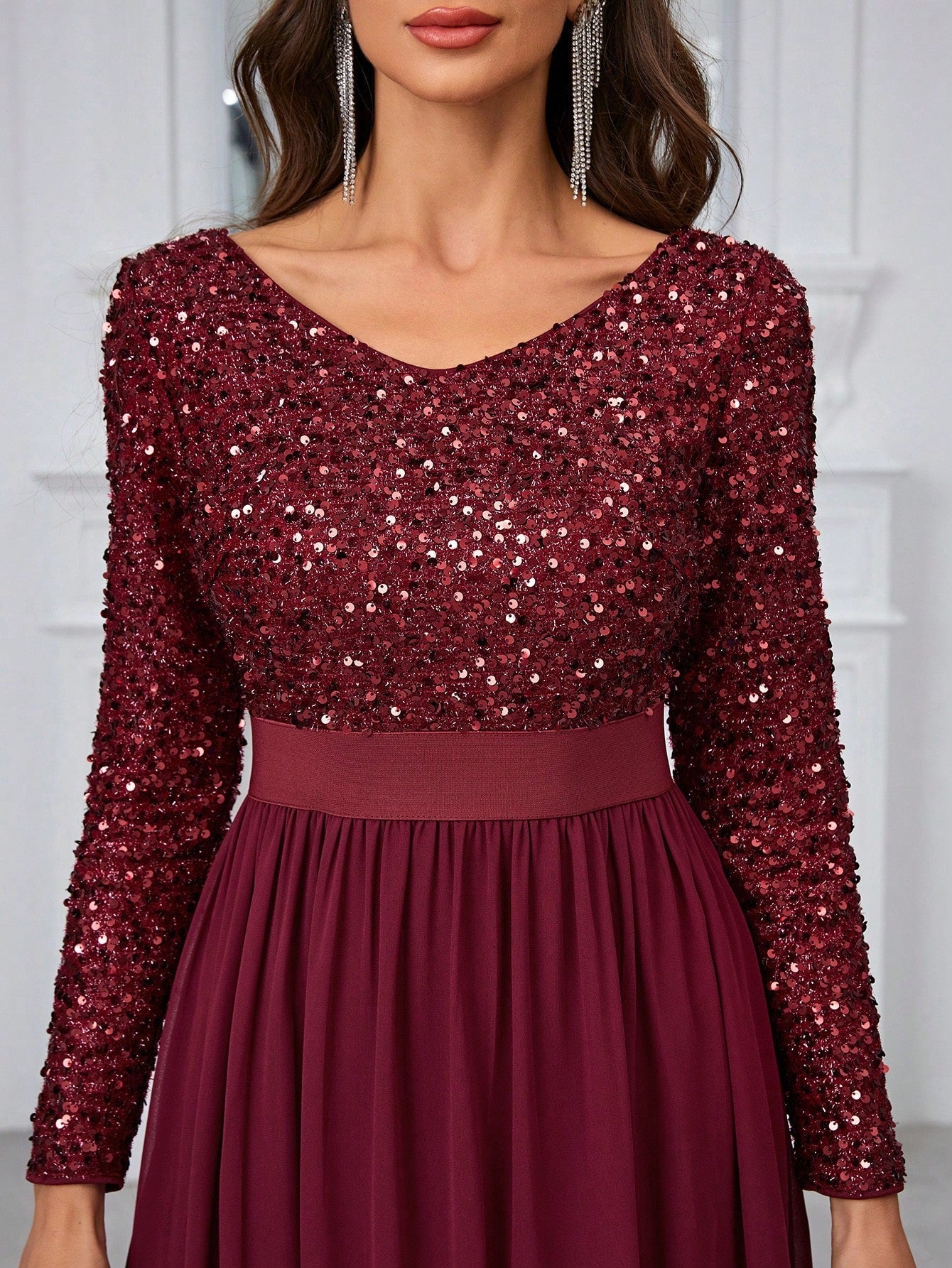 Giffniseti Sparkly V-Neck Long Sleeve Party Prom Evening Dress