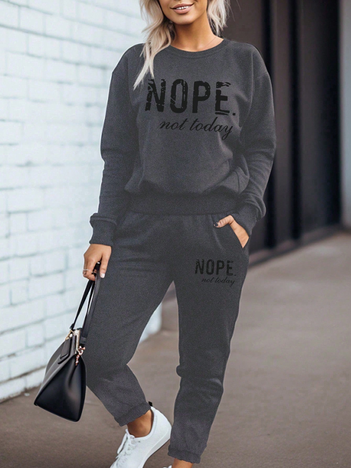 Letter Graphic Drop Shoulder Sweatshirt & Sweatpants