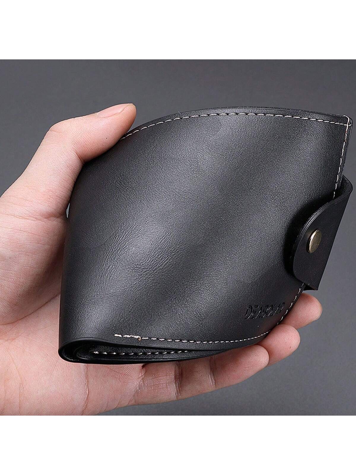 1pc Retro European And American Style Short Soft Pu Leather Wallet For Men With Business Clasp