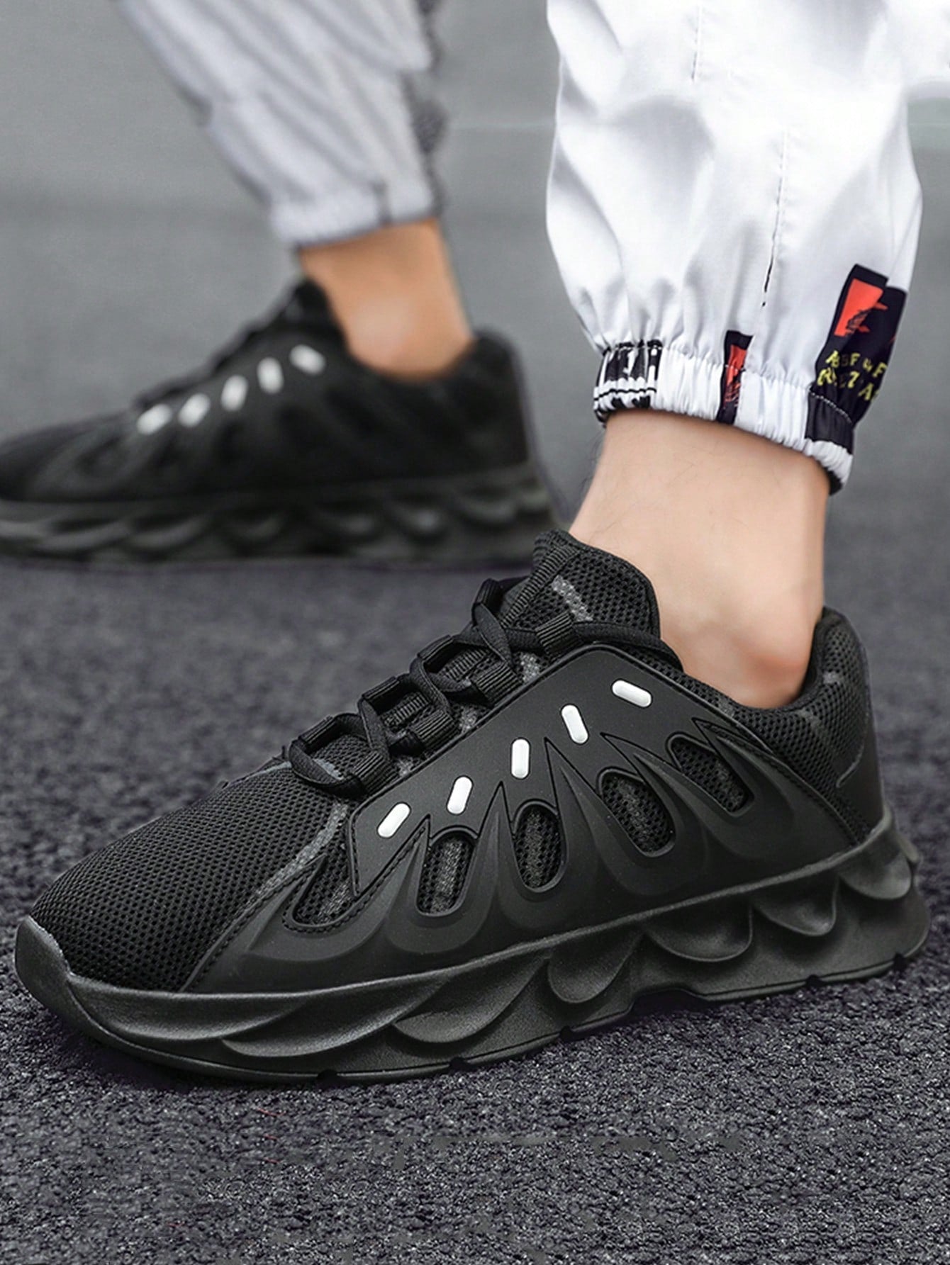 Men'S Sporty Running Shoes, Casual Shoes, Outdoor Shoes, Flame Shoes, Breathable Shoes, Work Shoes, Student Shoes, Party Shoes, Black