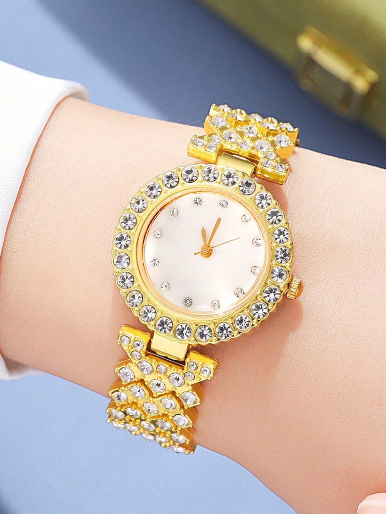 6pcs Luxury Diamond Full Drilled Steel Belt Women'S Quartz Watch + Inlaid Diamond Bracelet + Necklace + Earrings + Ring Set