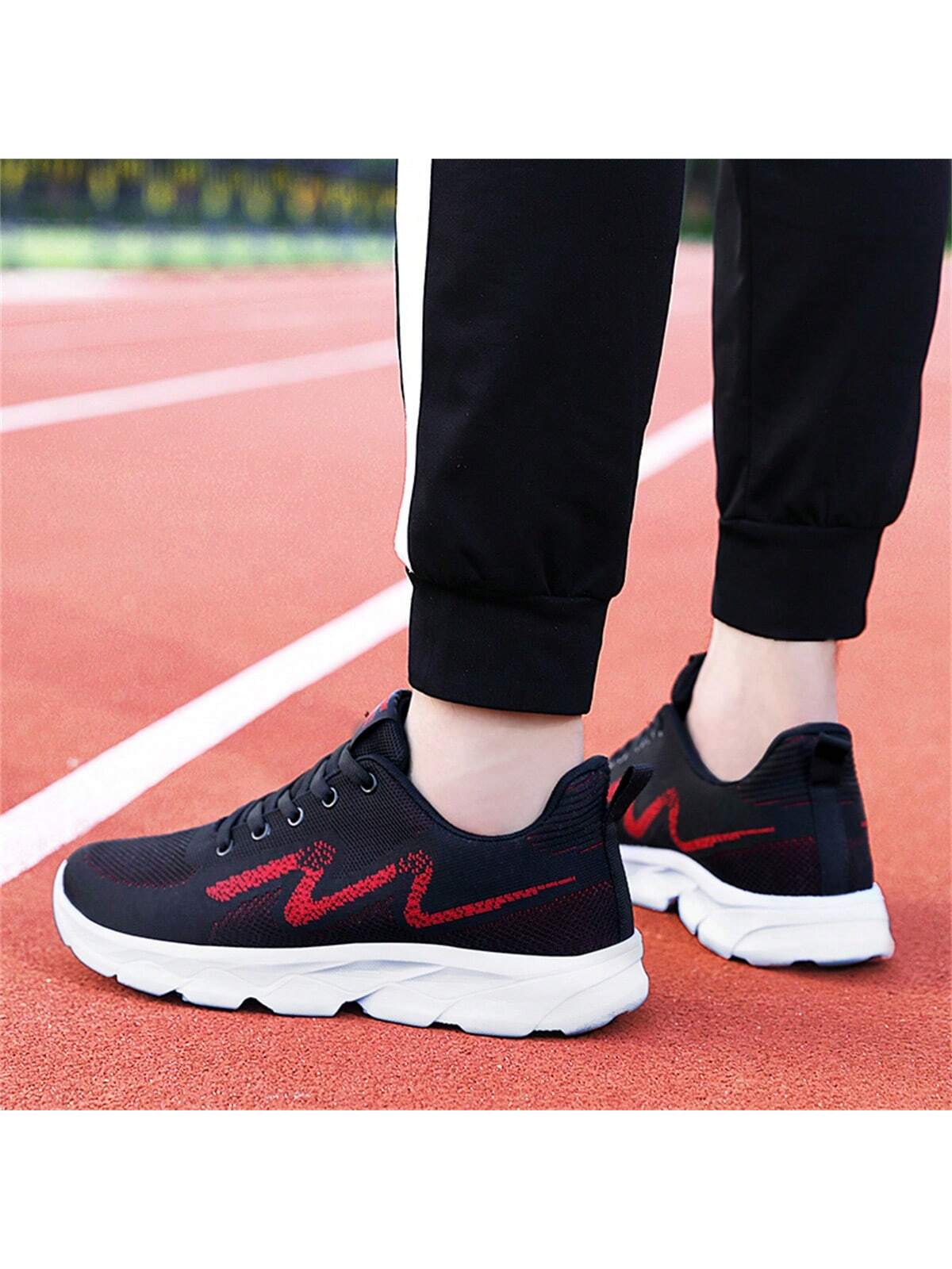 2023 New Arrivals Wholesale Men'S Plus Size Sport Shoes, Breathable Mesh Fashionable Thick-Soled Couples Running Shoes Suitable For Road Running, On Sale