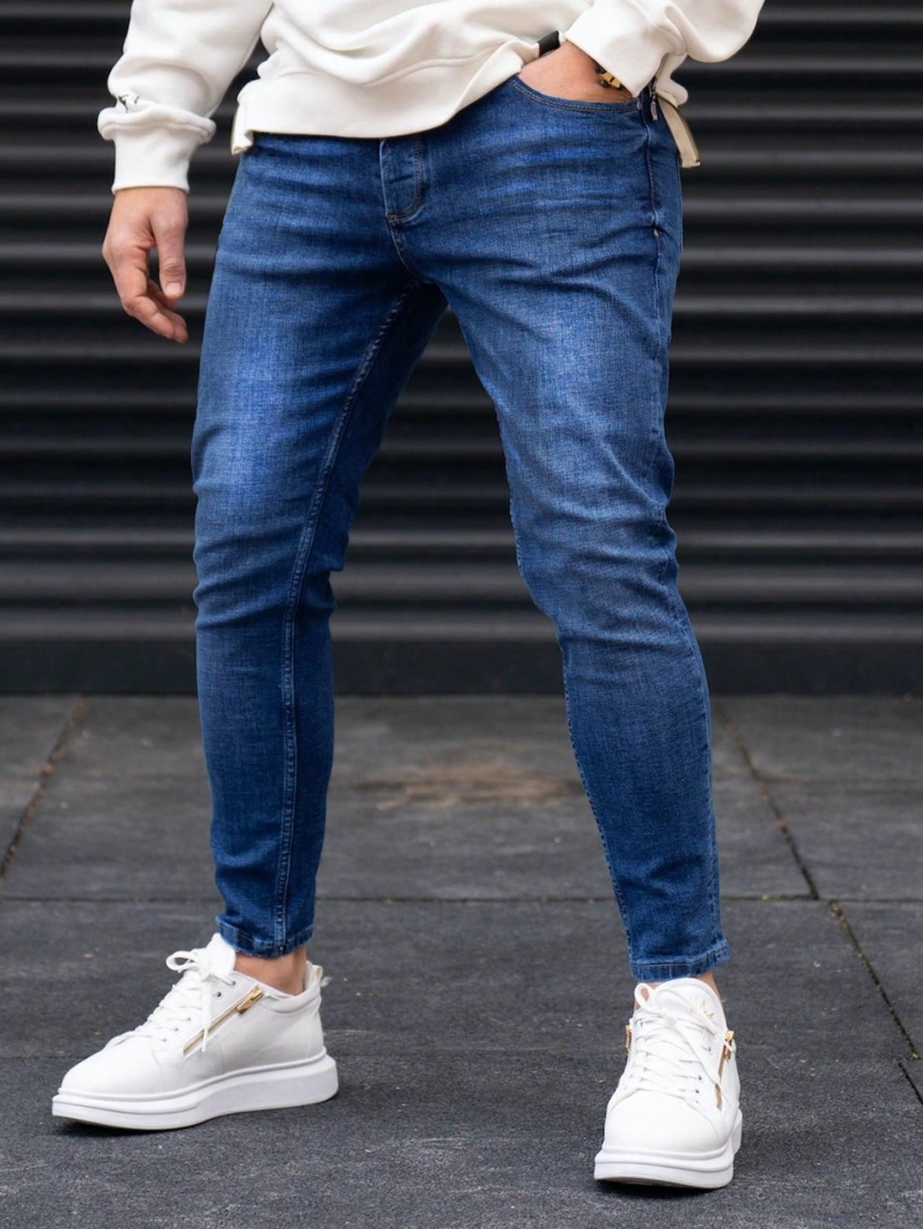 Men Slant Pocket Skinny Jeans