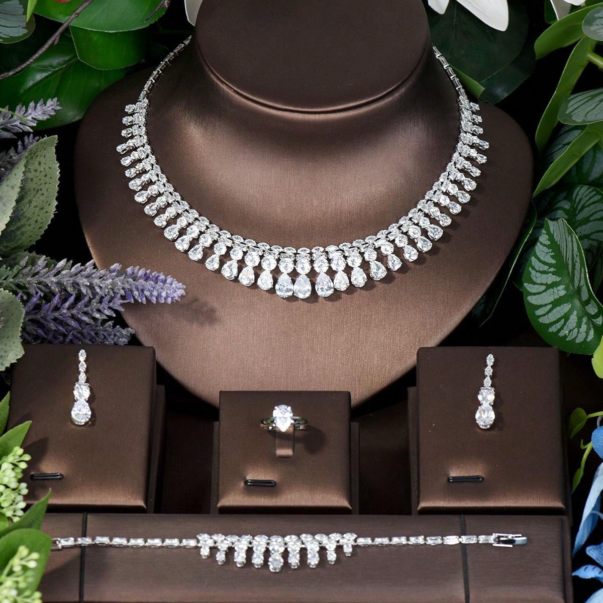 1set Vintage Cubic Zirconia Water Drop & Tassel Decorated Jewelry Set, Ideal For Women'S Wedding Gift