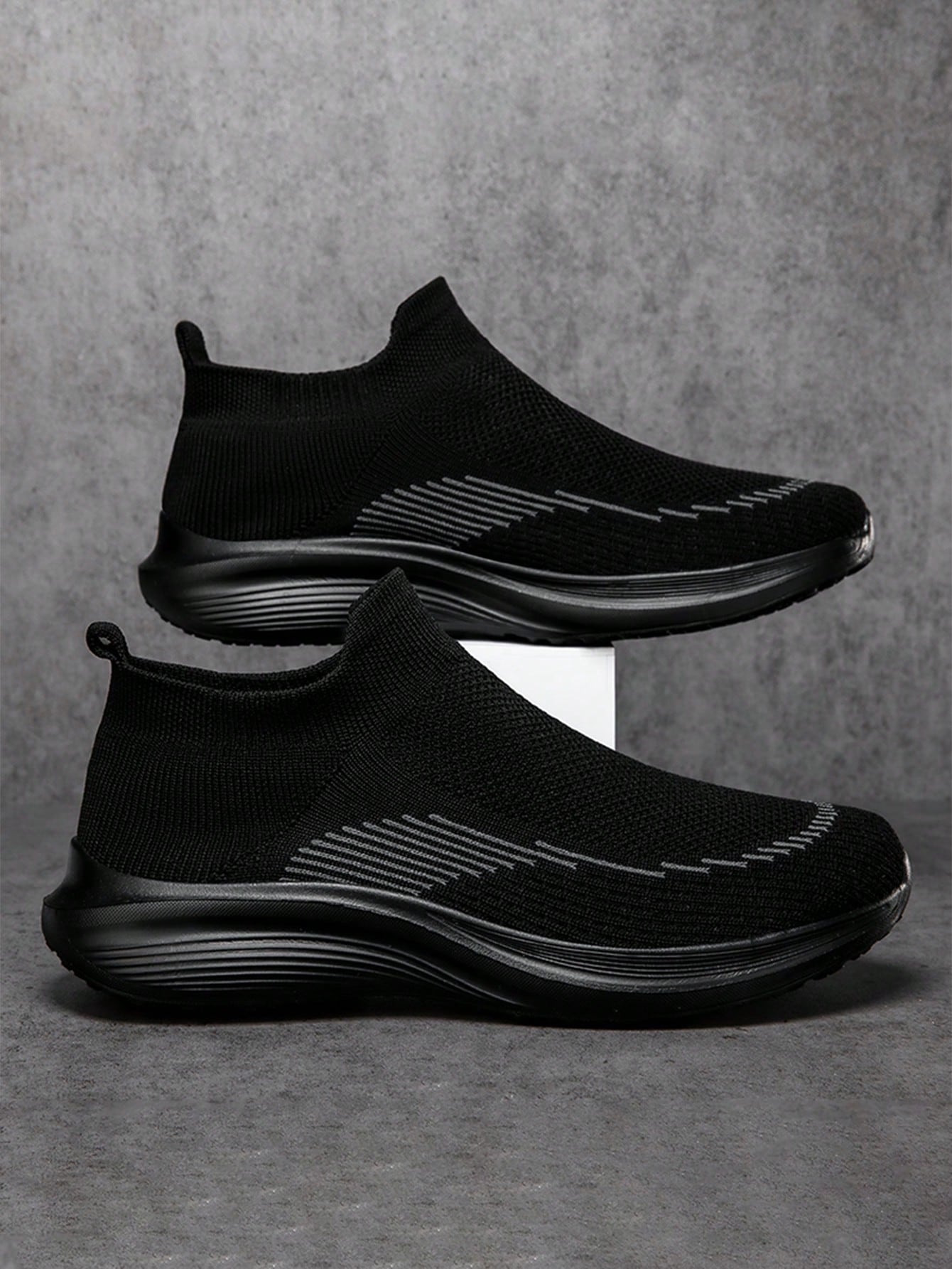 Men'S Slip-On Breathable Athletic Casual Shoes With Anti-Slip Sole