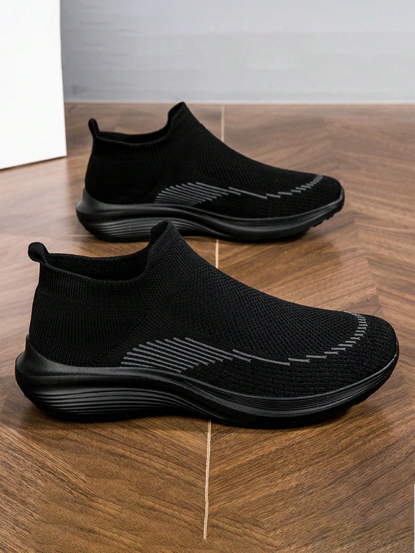 Men'S Slip-On Breathable Athletic Casual Shoes With Anti-Slip Sole