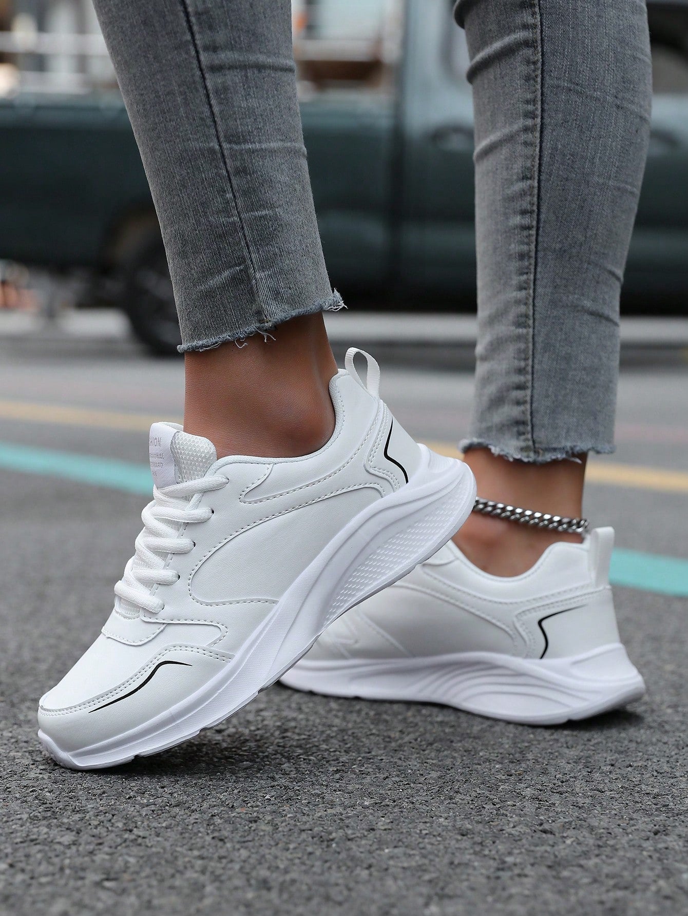 Ladies' Sports Running Shoes For Spring And Autumn, Fashionable, Casual, Waterproof, Anti-Slip, Large Size Leather Upper