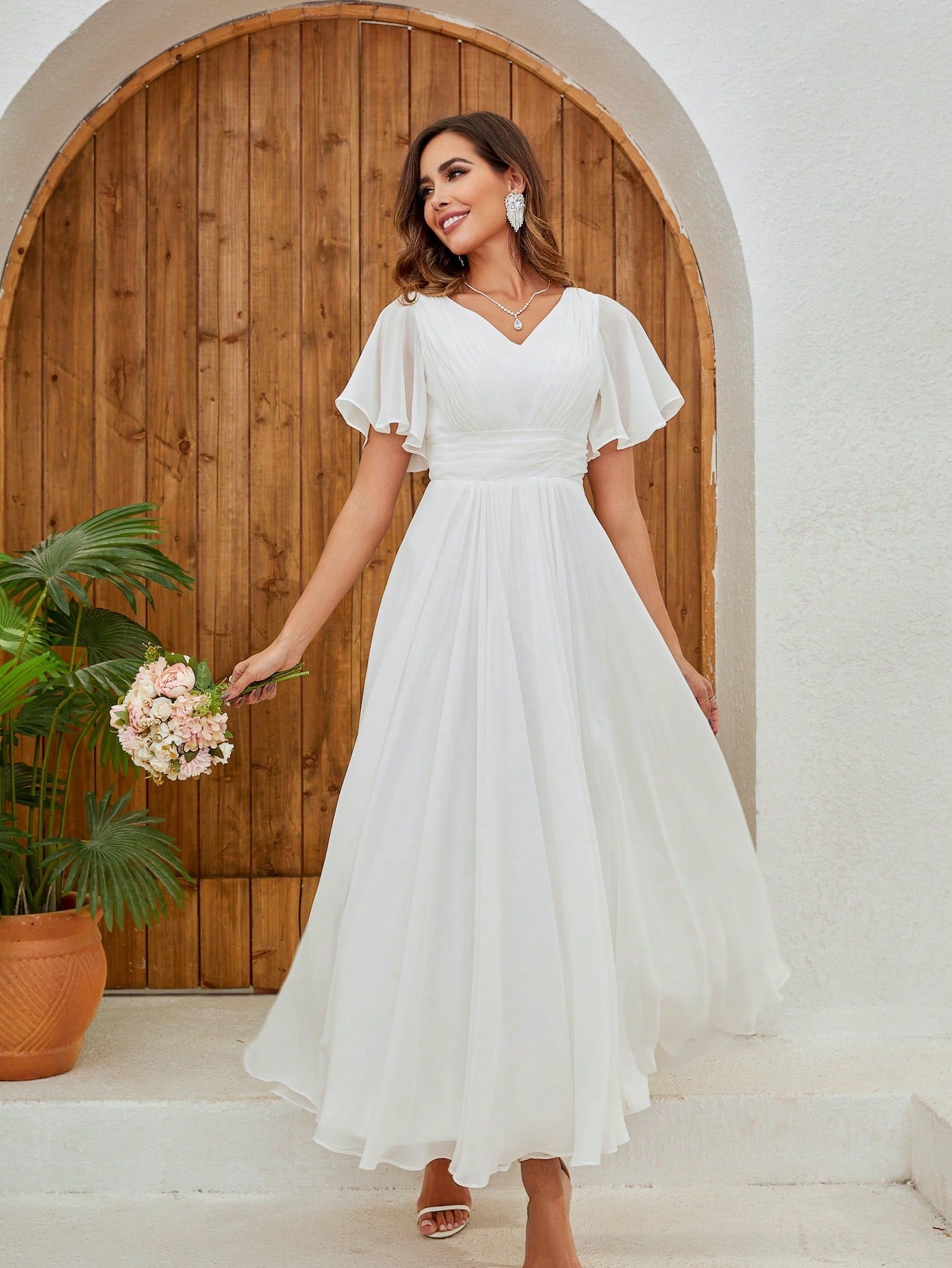 French Simple V-Neck Short Sleeve Wedding Dress