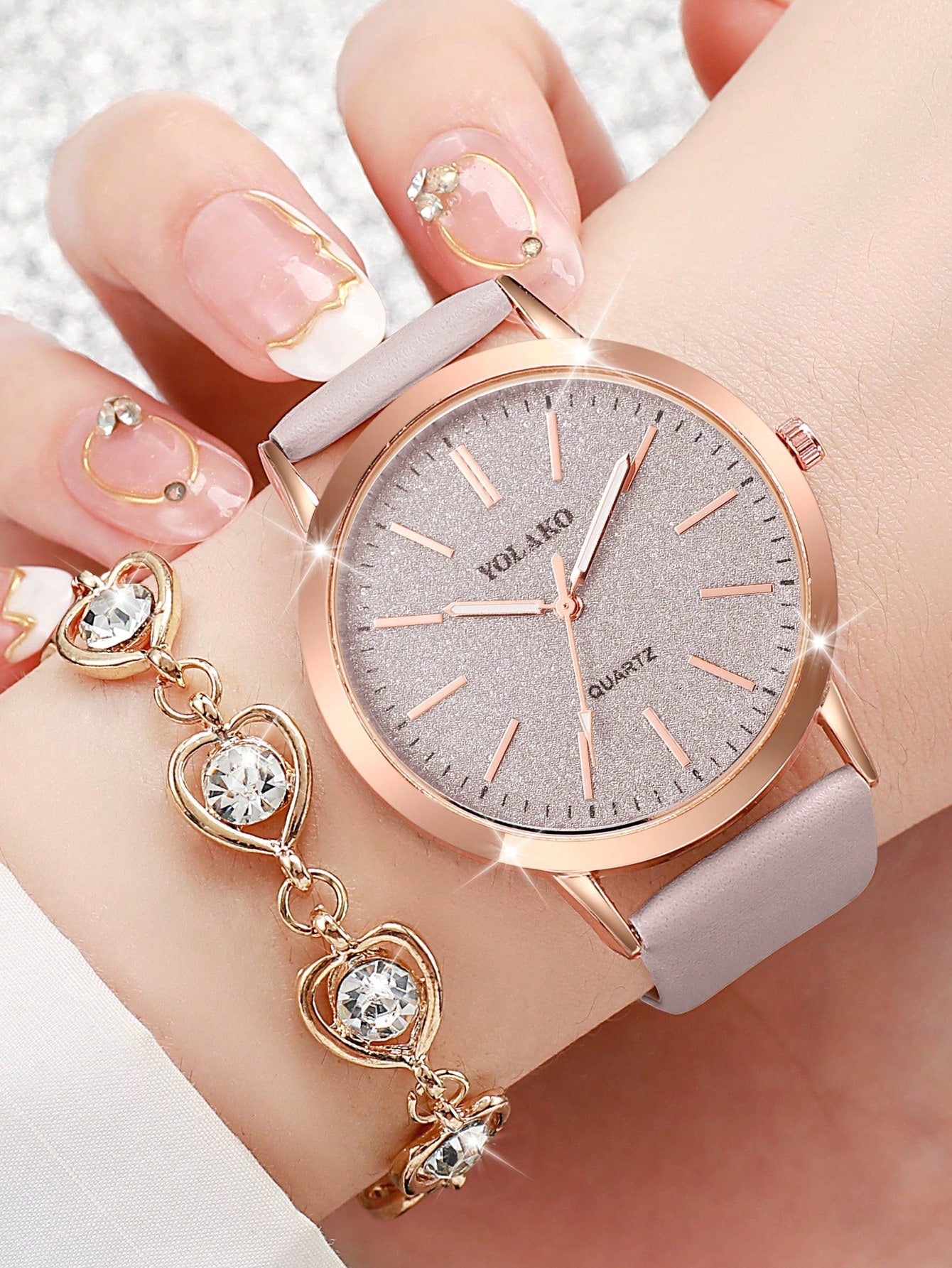 Women's Fashionable Minimalist Matte Dial Quartz Wristwatch With Leather Strap And Heart-Shaped Diamond Jewelry Set (6pcs/Set)