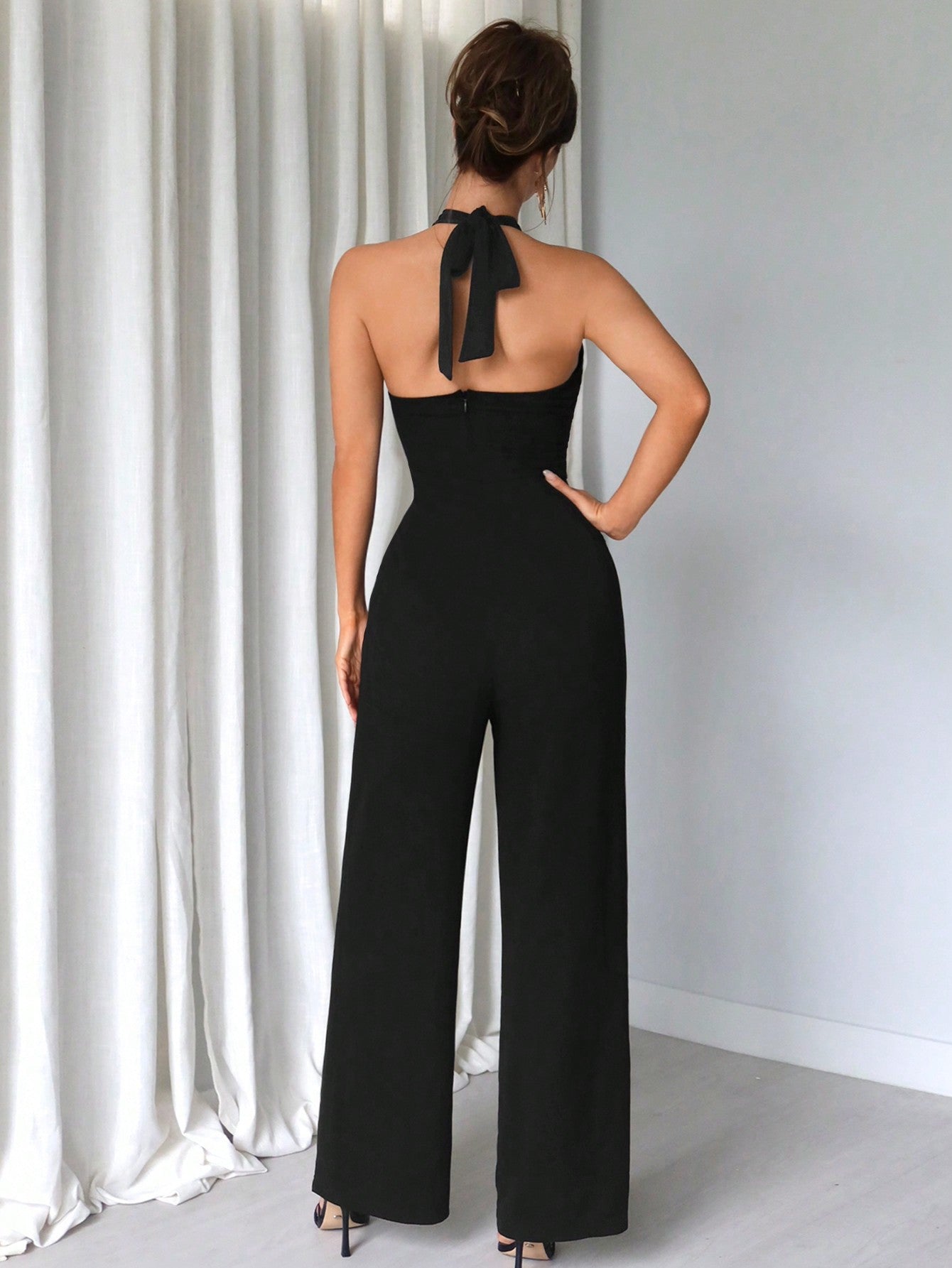 Privé Solid Color Halter Neck Jumpsuit For Women