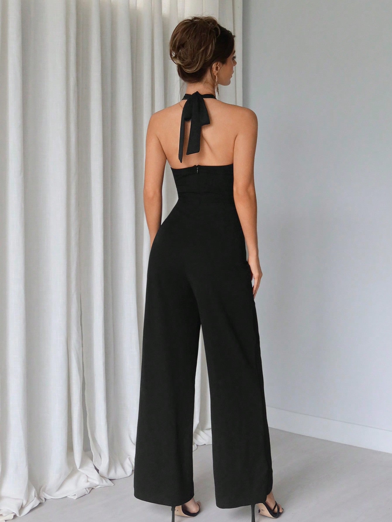 Privé Solid Color Halter Neck Jumpsuit For Women