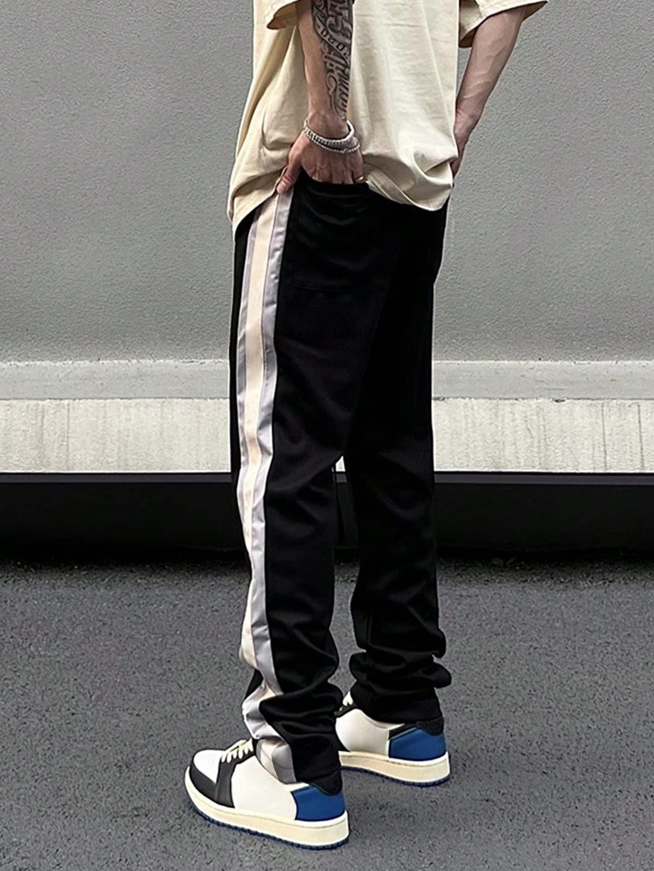 Manfinity LEGND Men's Color Block Drawstring Waist Pants